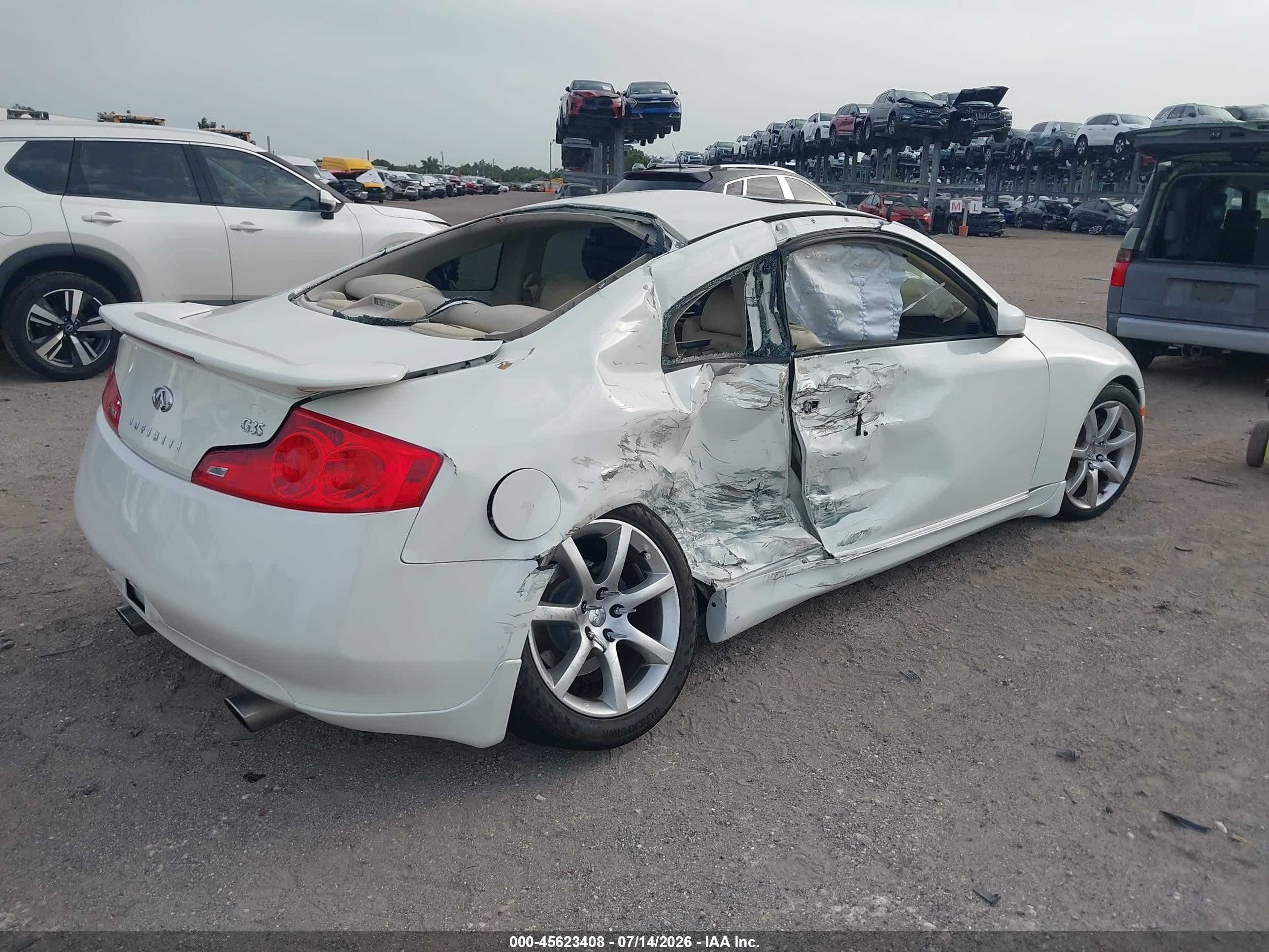2006 Infiniti G35   White vin: JNKCV54E56M718368