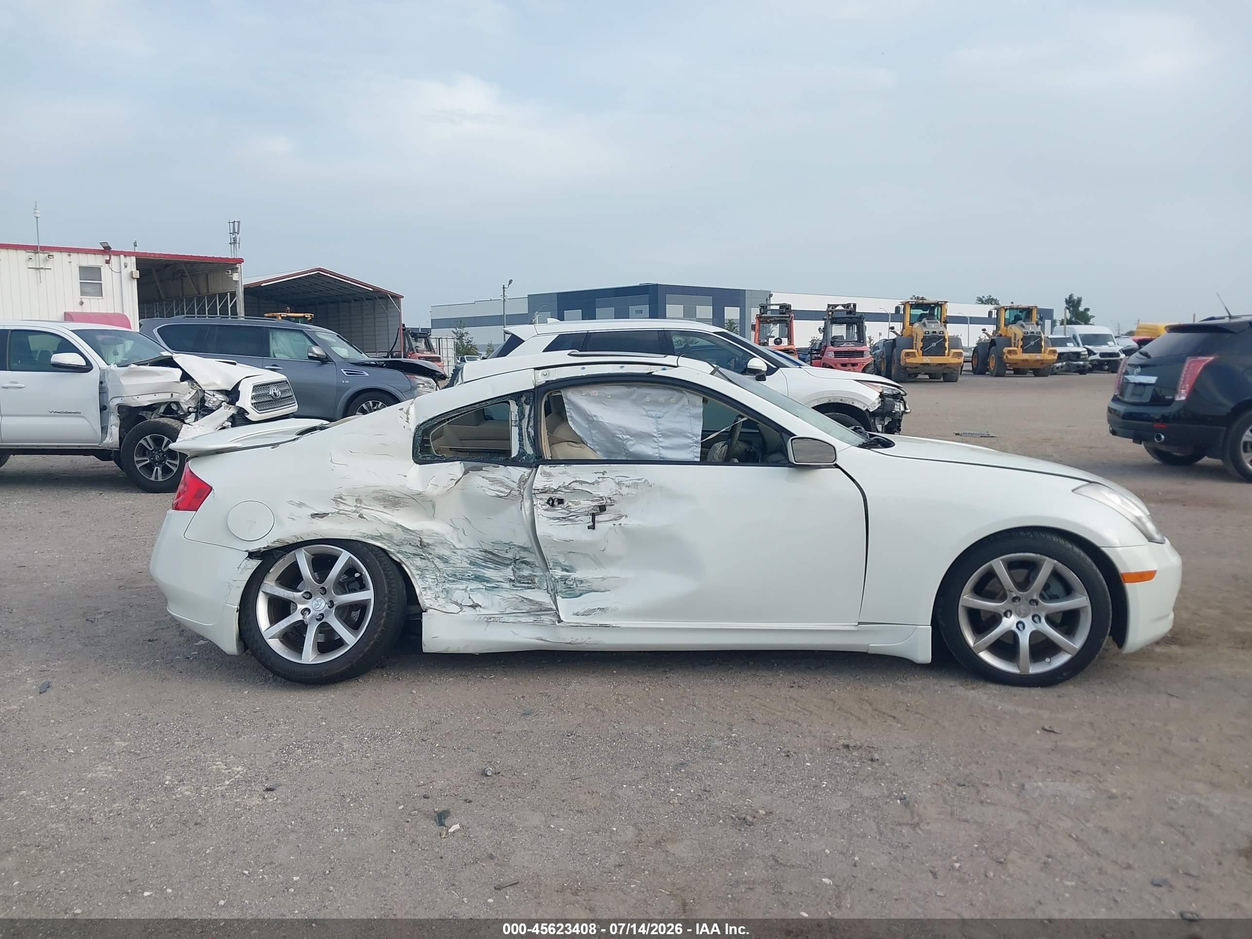 2006 Infiniti G35   White vin: JNKCV54E56M718368