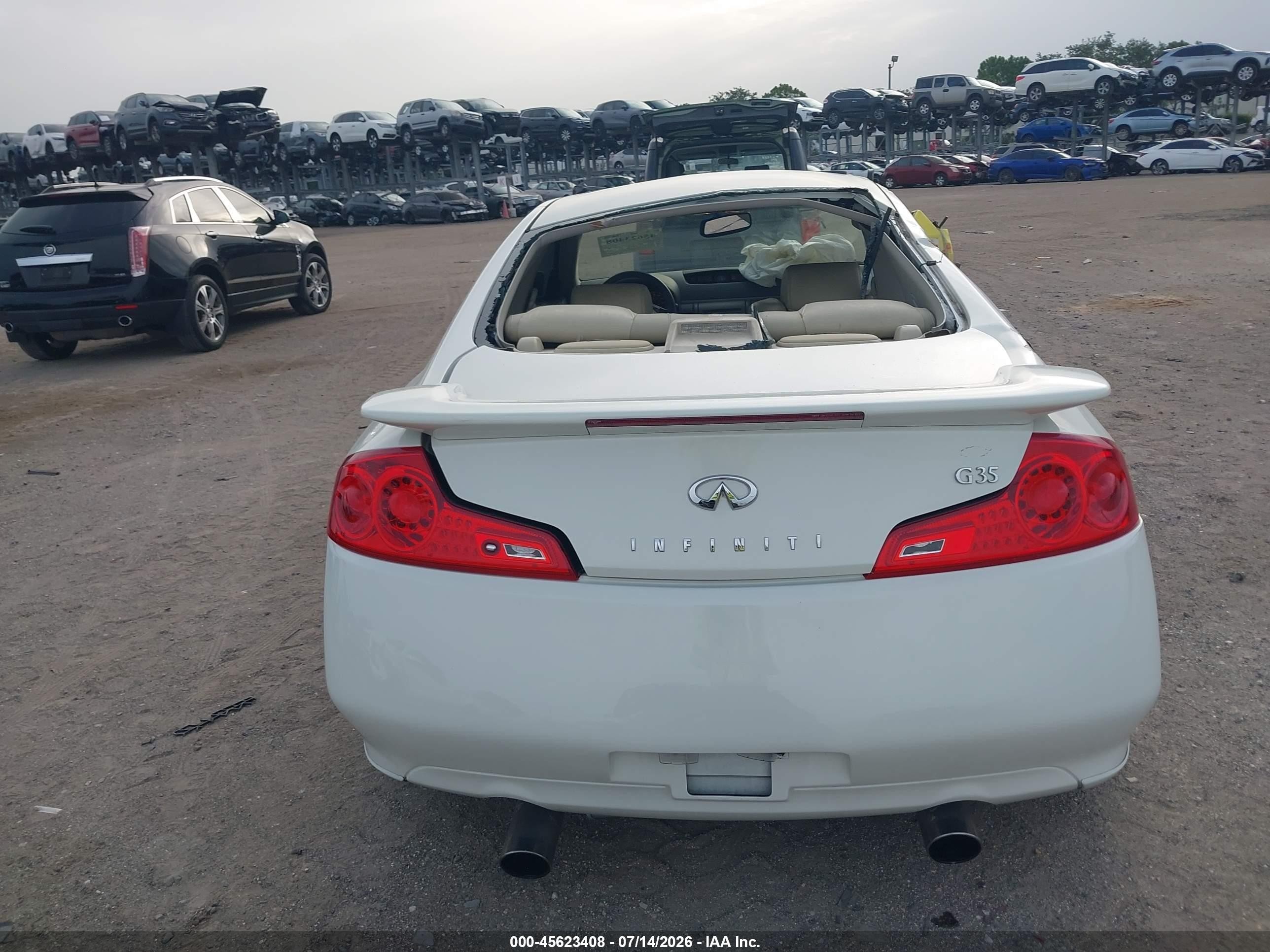 2006 Infiniti G35   White vin: JNKCV54E56M718368