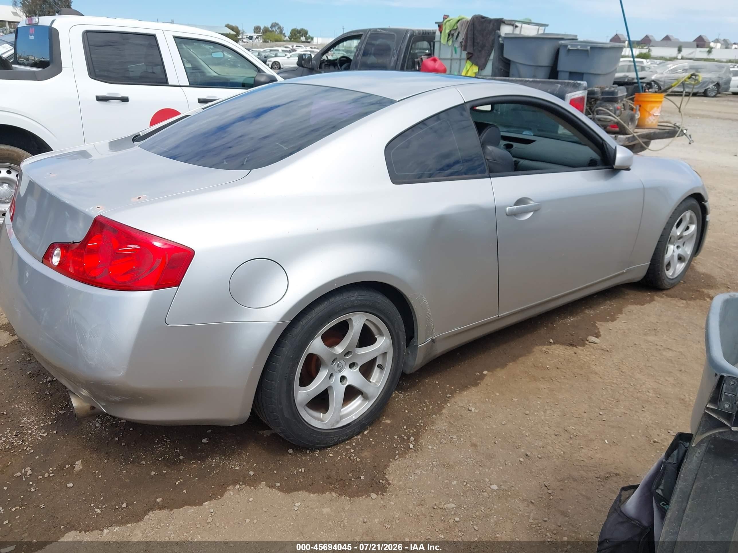 2003 Infiniti G35 Base W/leather Silver vin: JNKCV54E63M225925