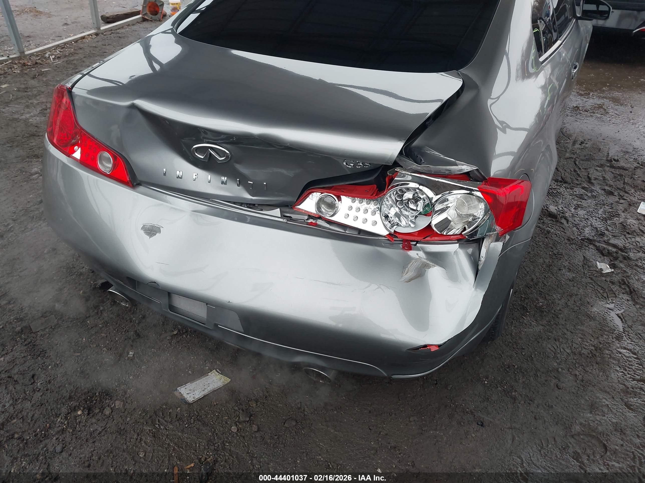 2004 Infiniti G35   Серебряный vin: JNKCV54E64M817911