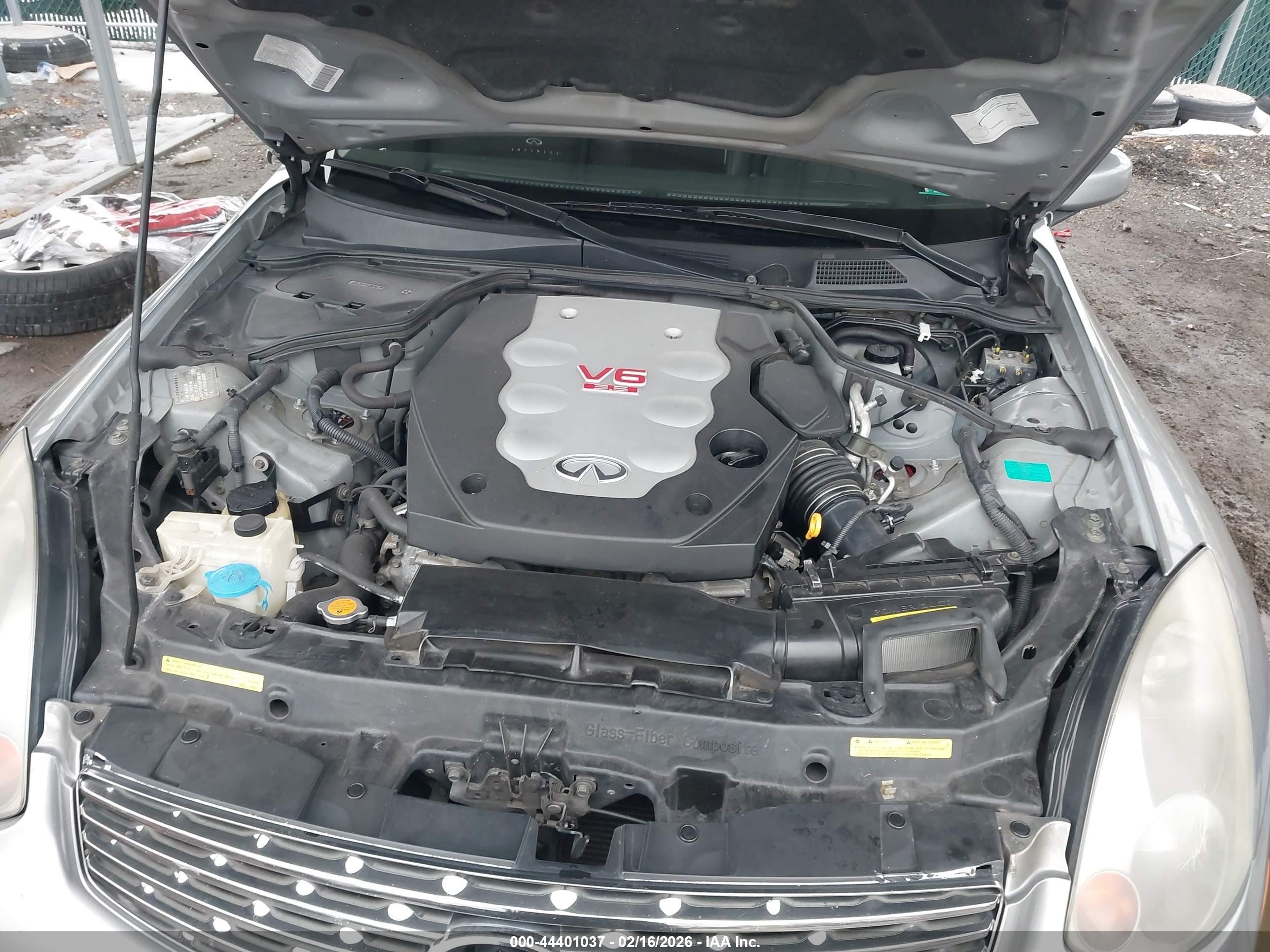 2004 Infiniti G35   Серебряный vin: JNKCV54E64M817911