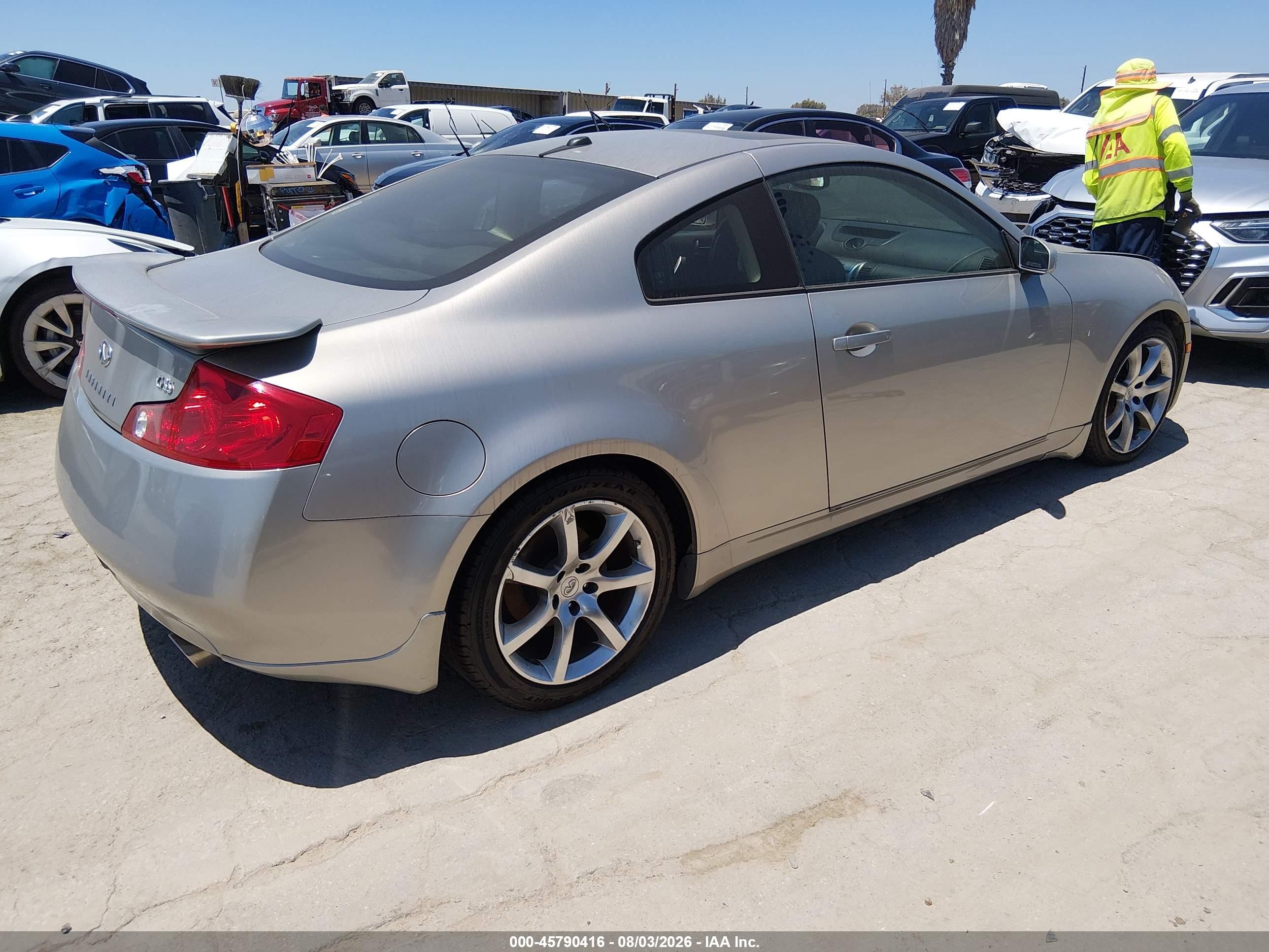 2004 Infiniti G35   Silver vin: JNKCV54E64M819786
