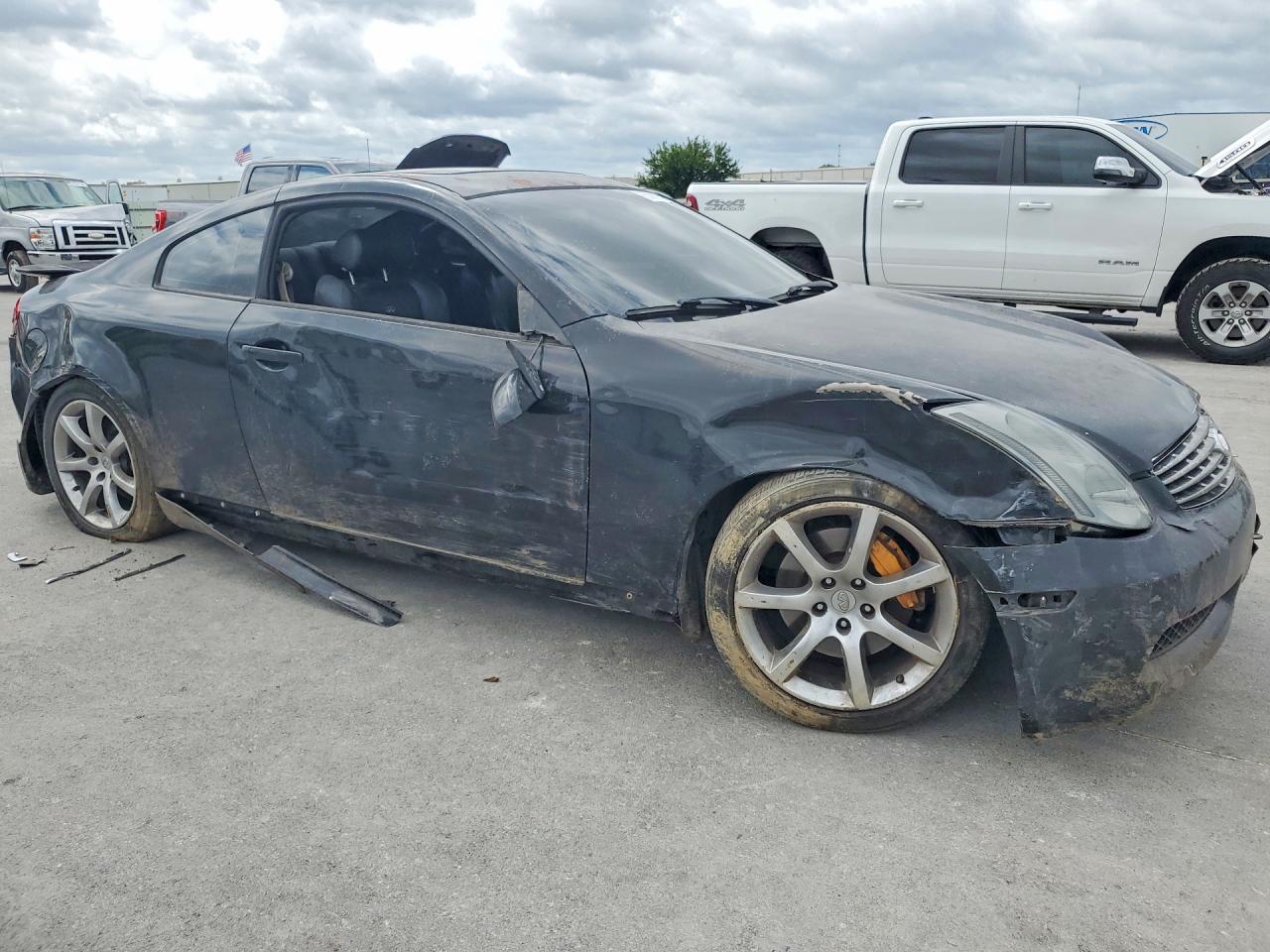 2003 Infiniti G35 Base Black vin: JNKCV54E73M217834