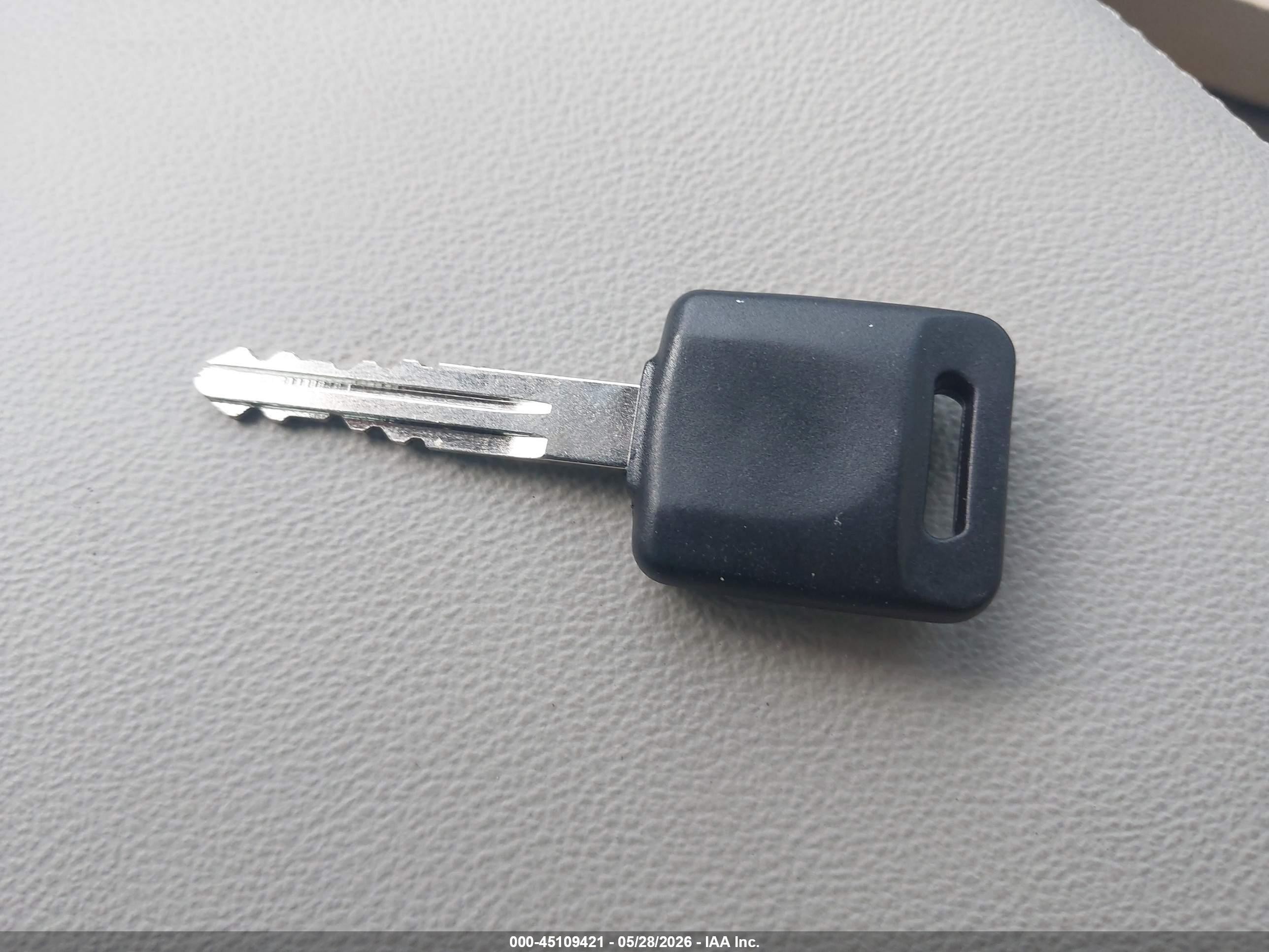 2004 Infiniti G35   Бежевый vin: JNKCV54E74M824205