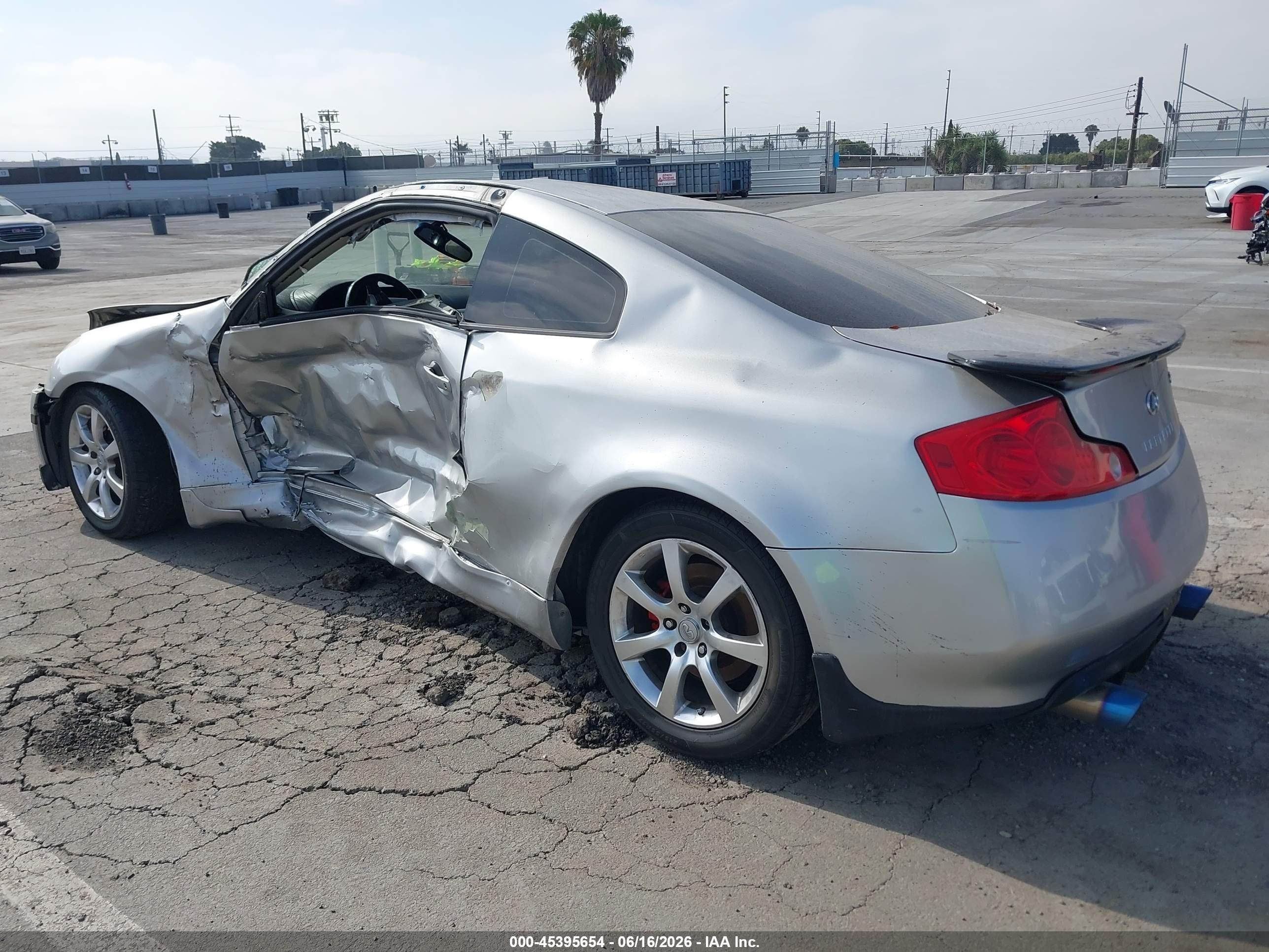 2005 Infiniti G35   Silver vin: JNKCV54E75M401013