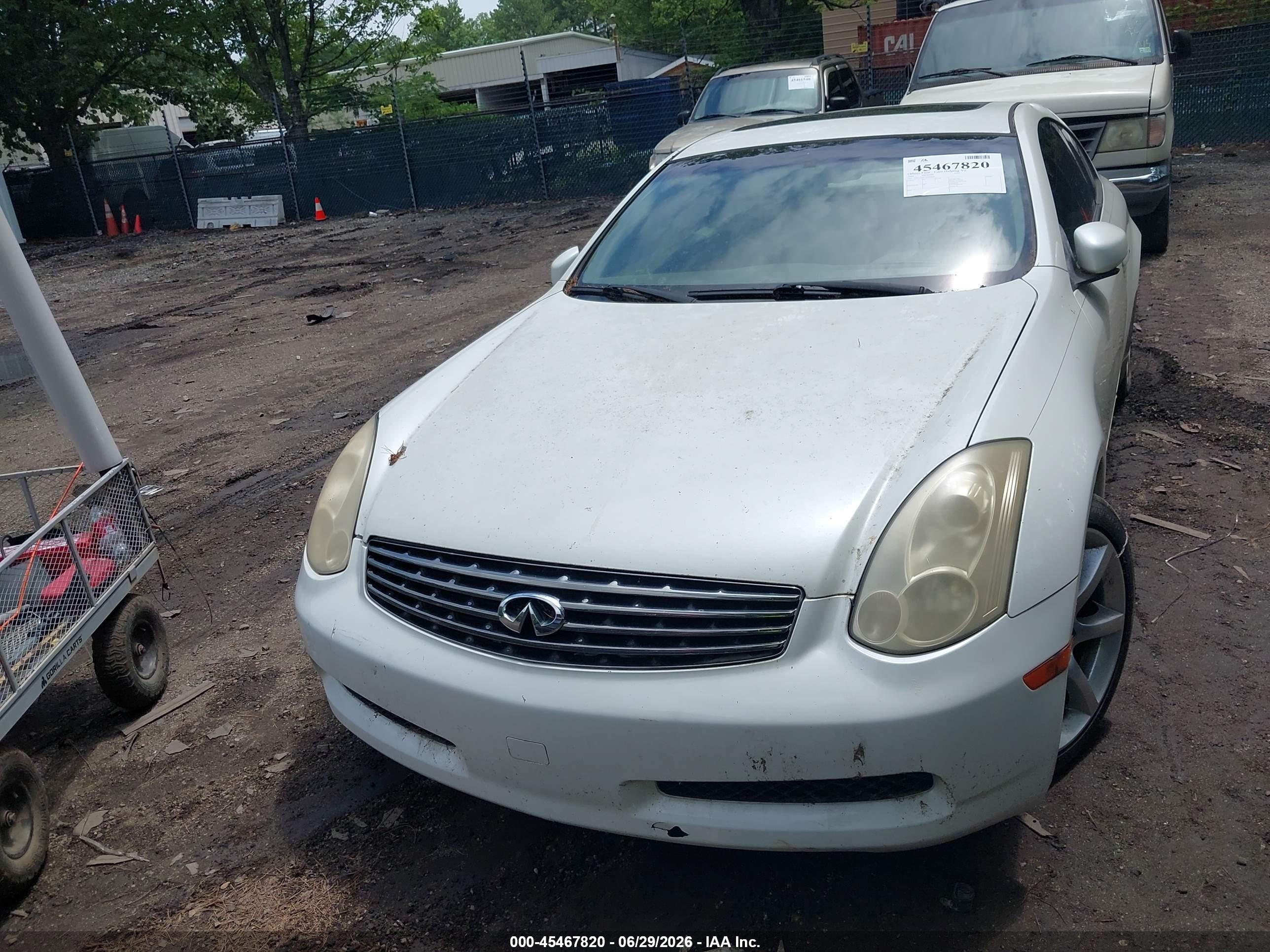 2007 Infiniti G35   White vin: JNKCV54E77M906066