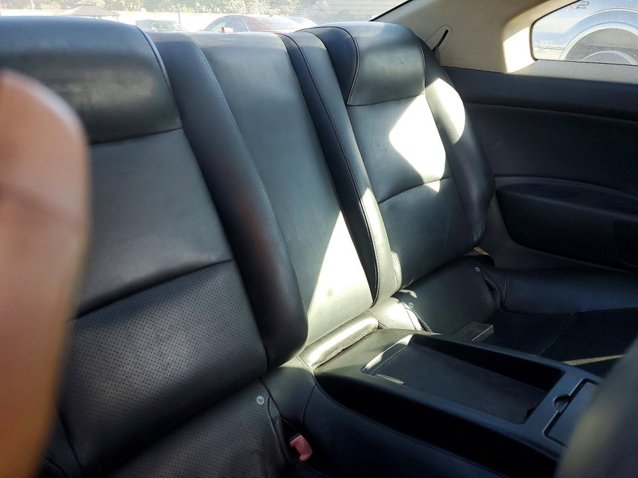 2004 Infiniti G35 Base Silver vin: JNKCV54E84M802651