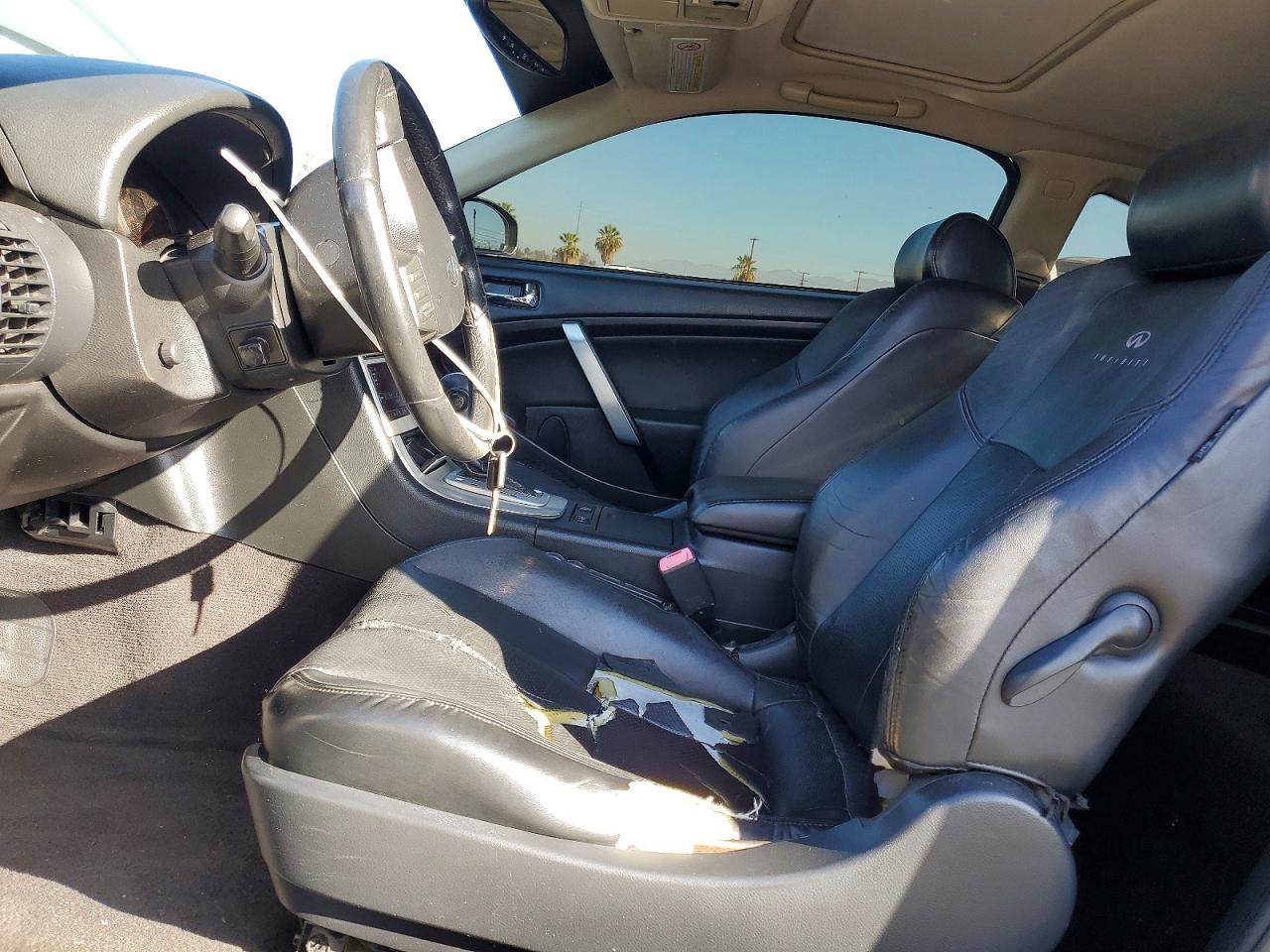 2005 Infiniti G35 Base Серебряный vin: JNKCV54E85M406561