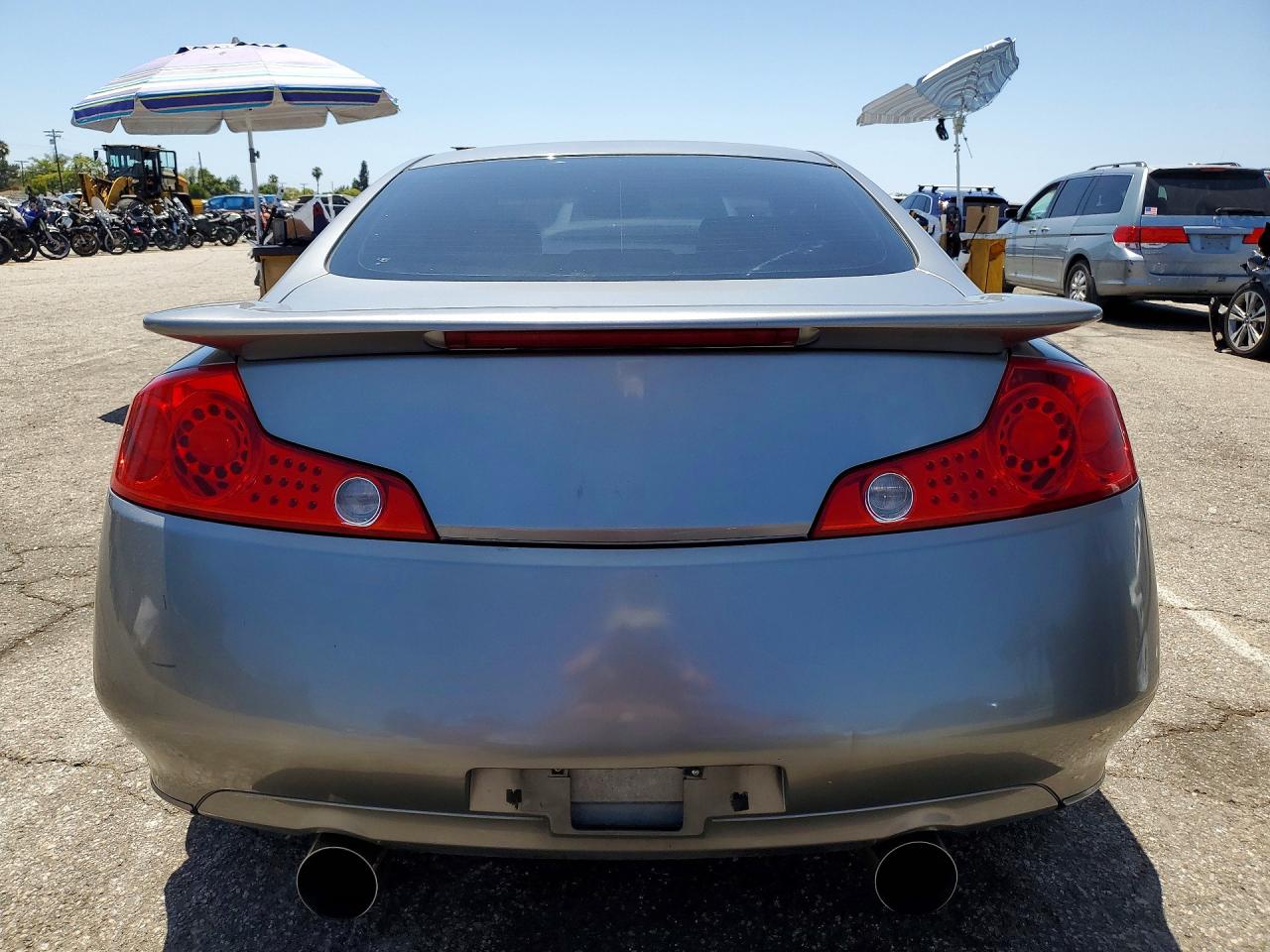 2005 Infiniti G35 Base Silver vin: JNKCV54E95M426253