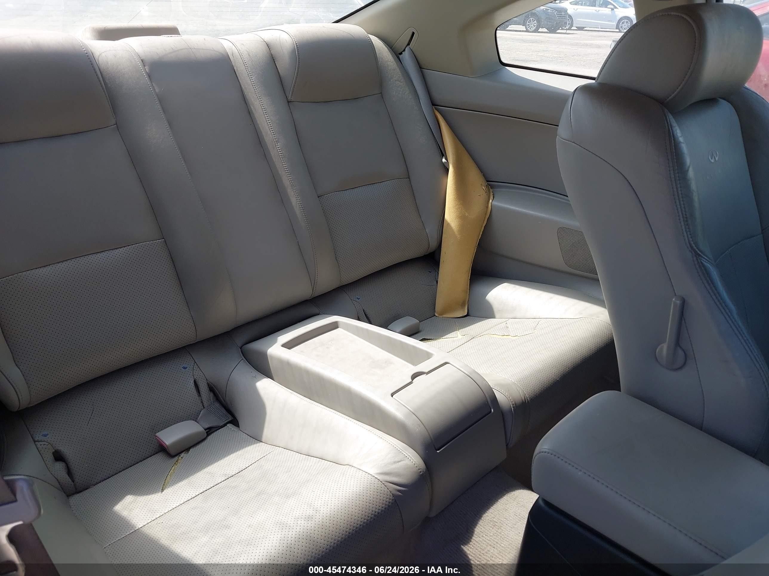 2005 Infiniti G35   Champagne vin: JNKCV54E95M426687