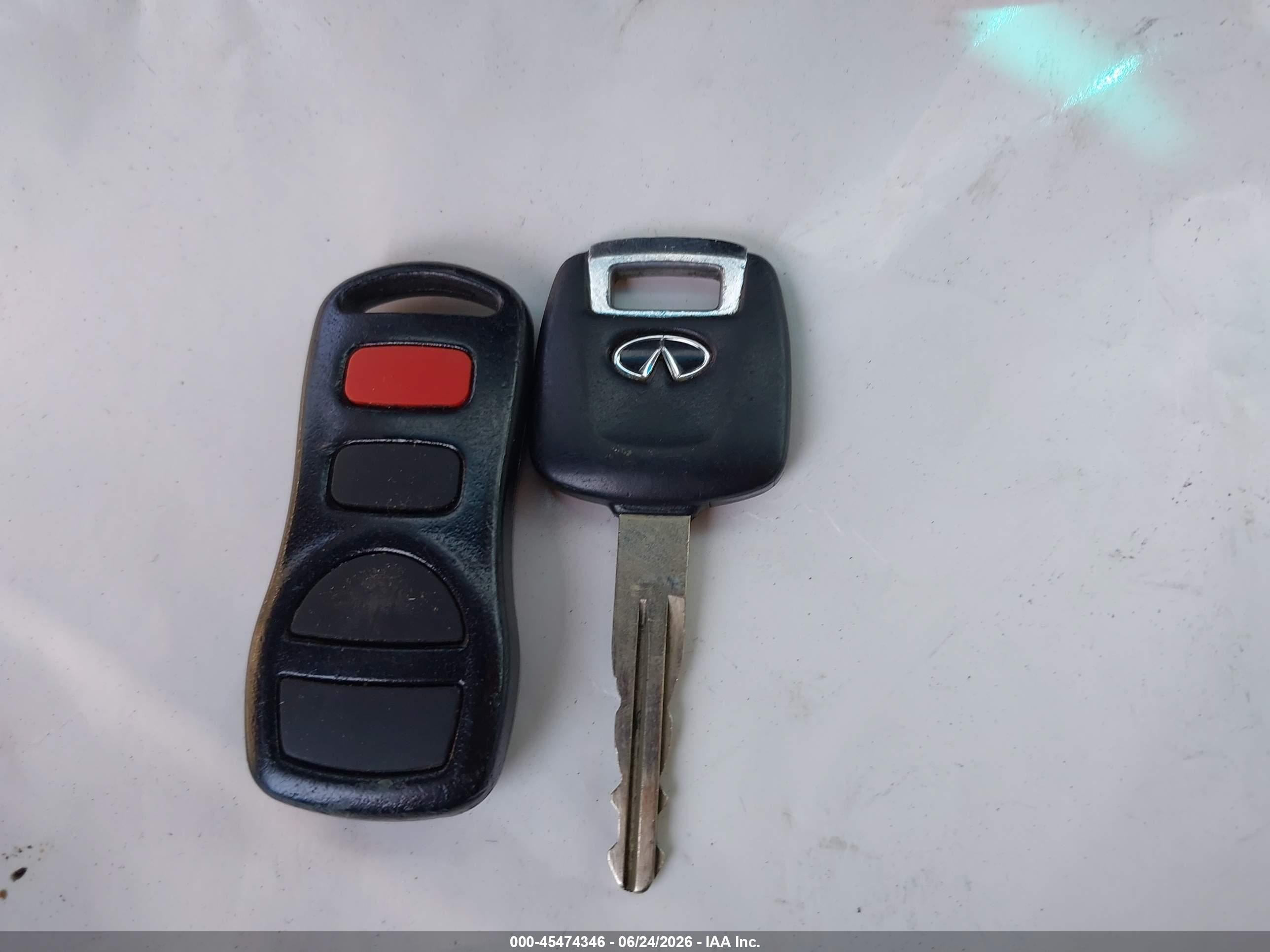2005 Infiniti G35   Champagne vin: JNKCV54E95M426687