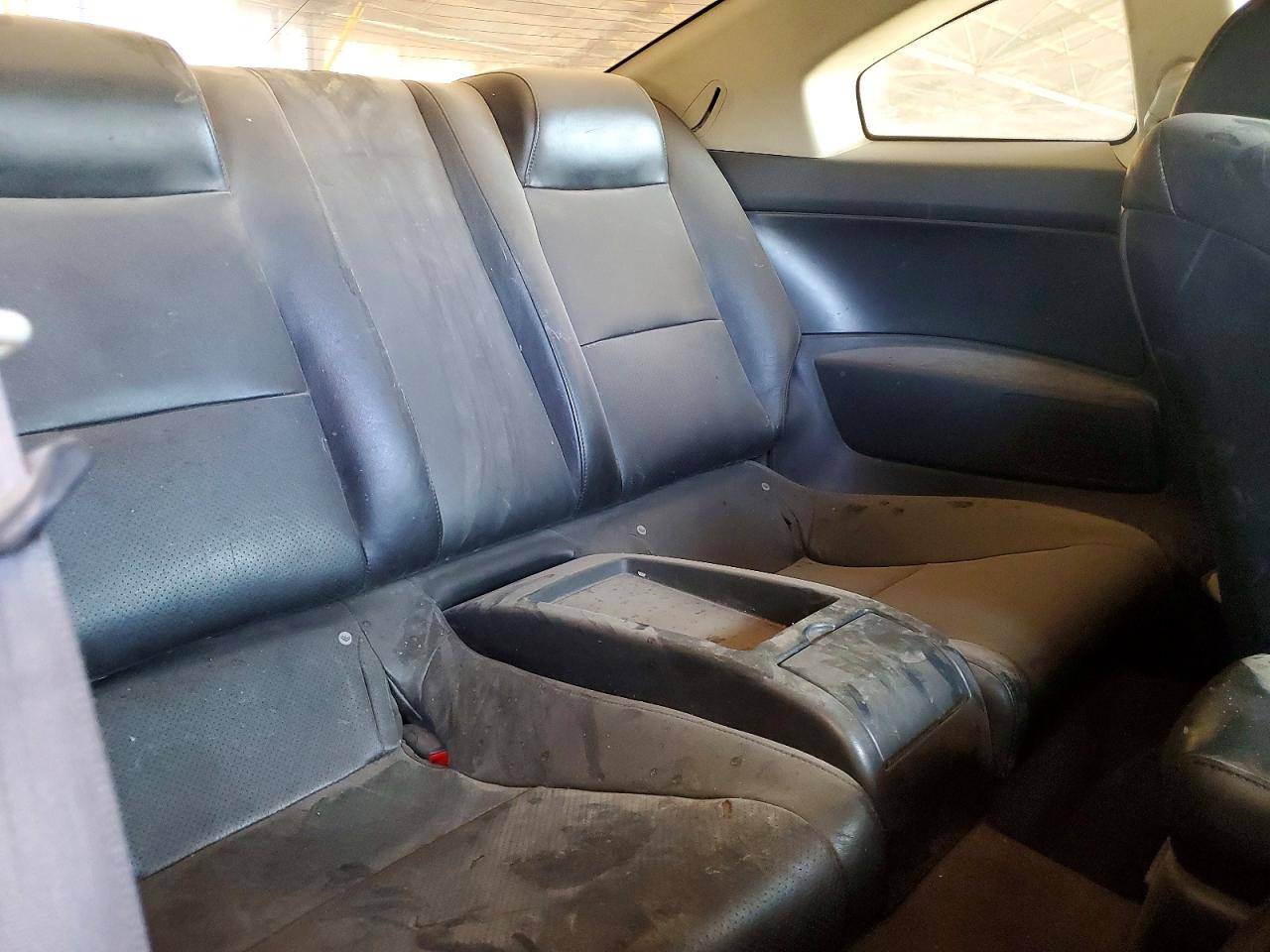 2003 Infiniti G35 Base Red vin: JNKCV54EX3M216600