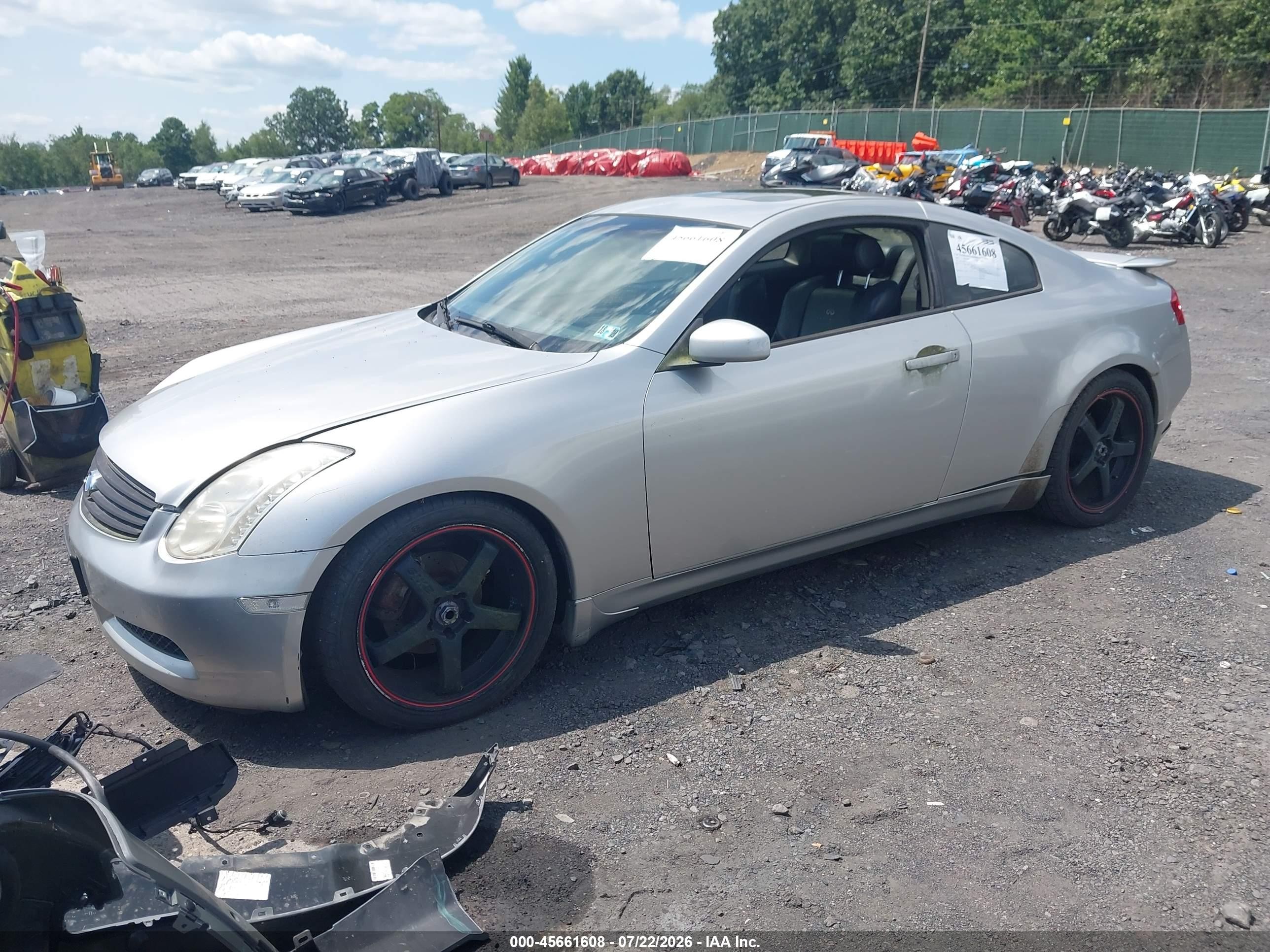 2004 Infiniti G35   Silver vin: JNKCV54EX4M806460