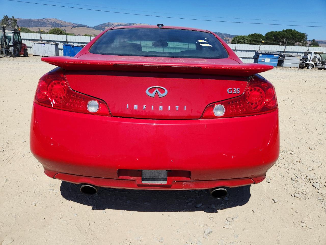2005 Infiniti G35 Base Red vin: JNKCV54EX5M404939
