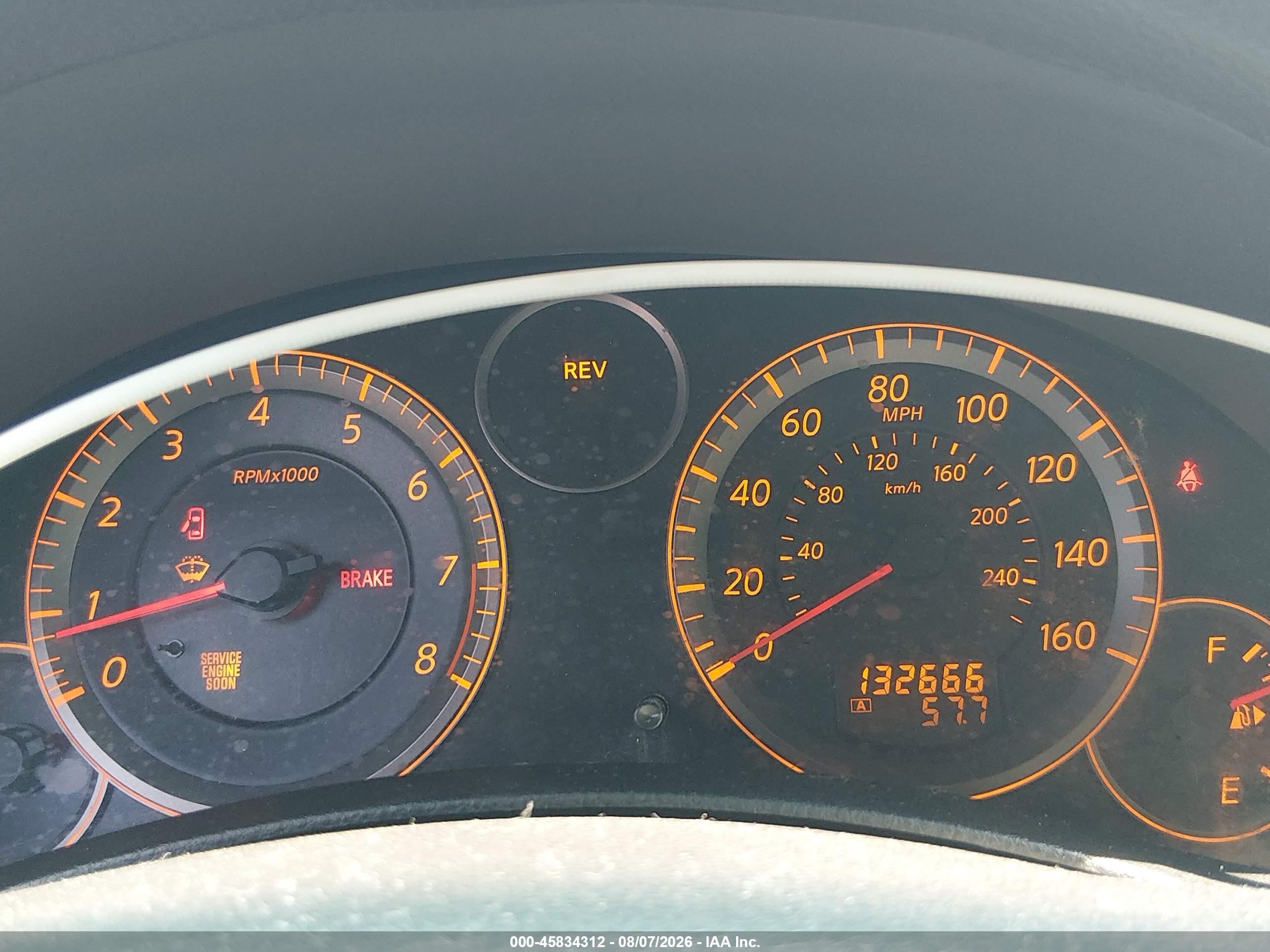 2005 Infiniti G35   White vin: JNKCV54EX5M412104