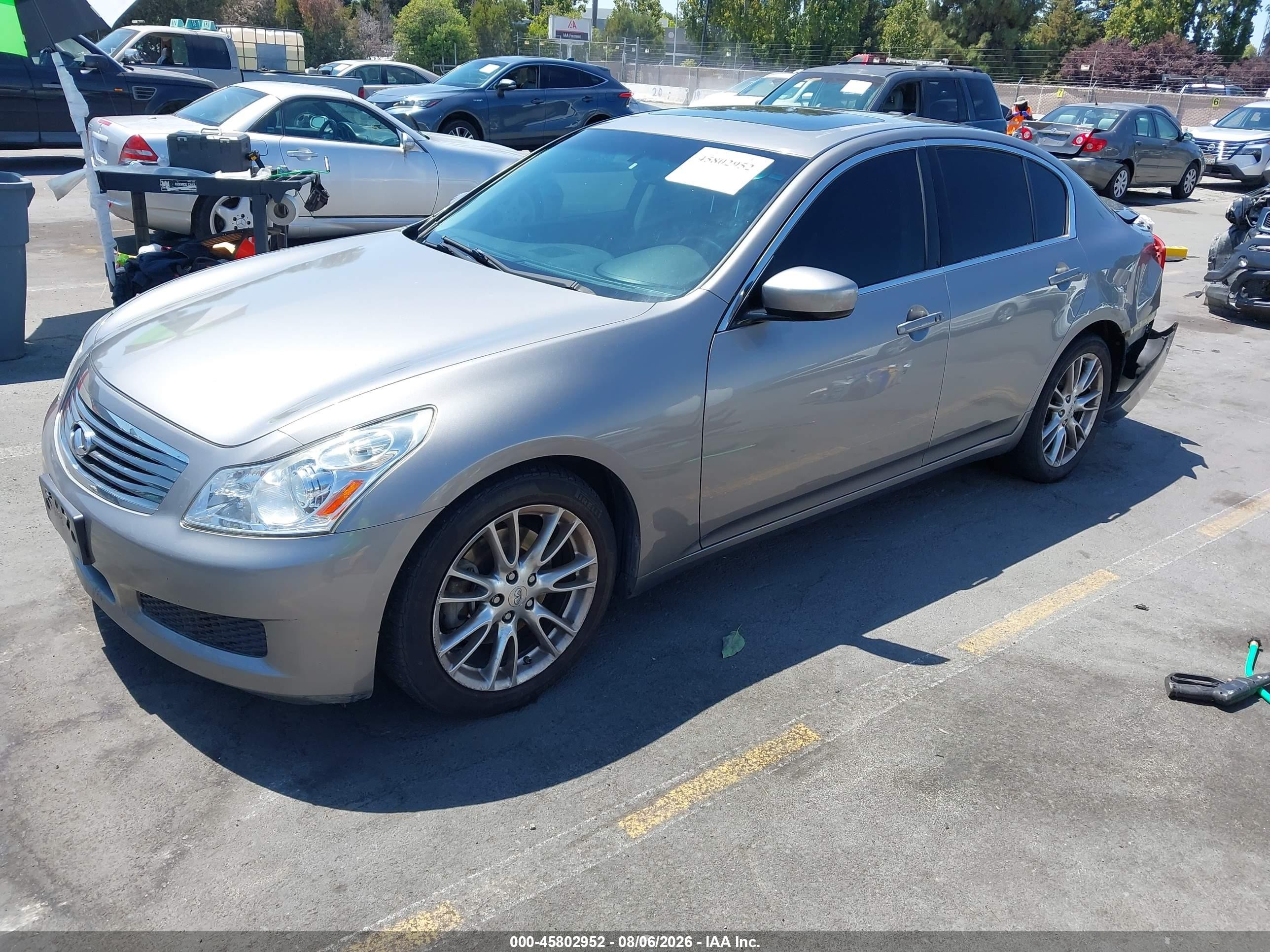 2009 Infiniti G37 Journey Серебряный vin: JNKCV61E09M301934