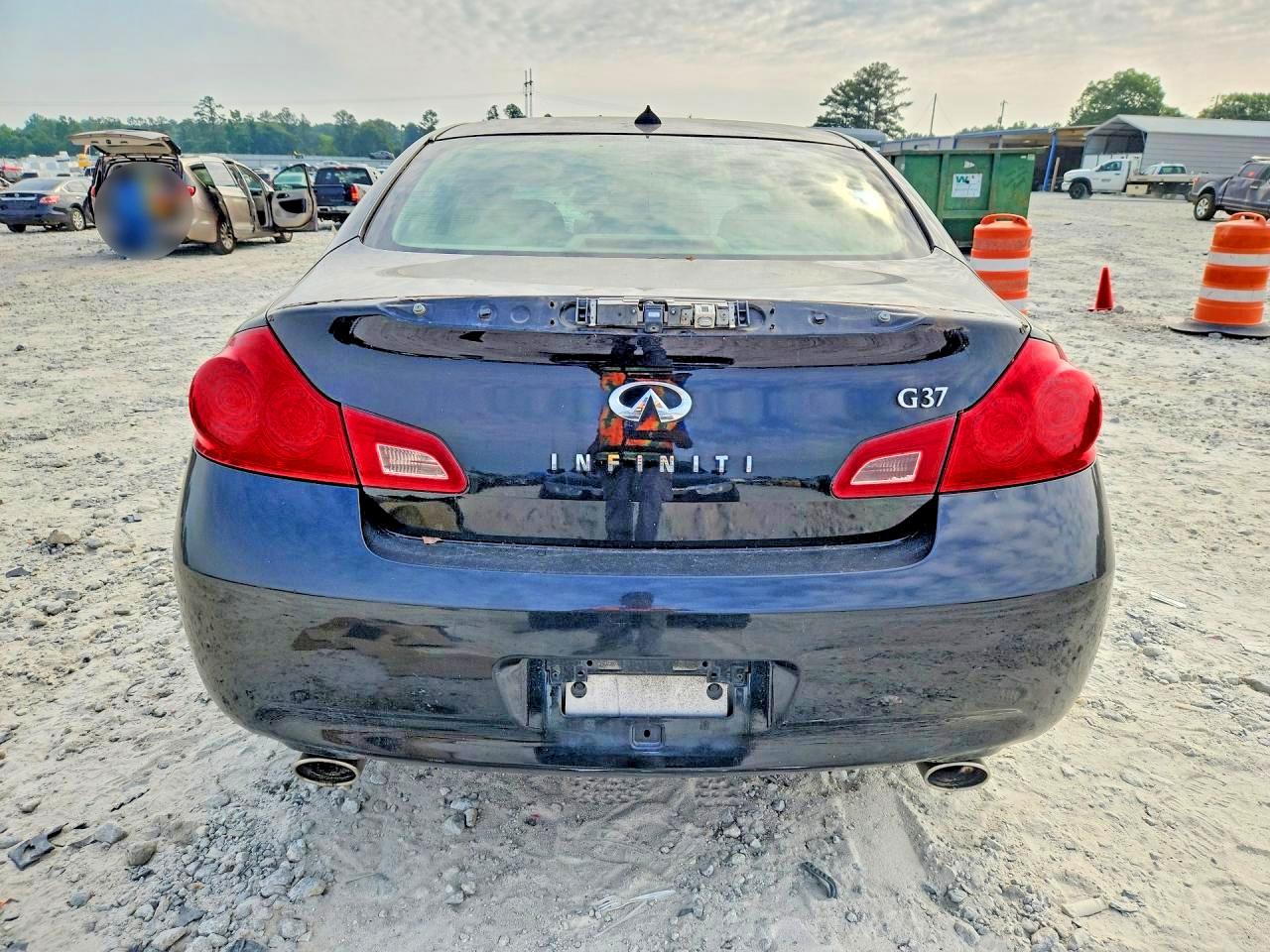 2009 Infiniti G37 Sedan Base Black vin: JNKCV61E09M302002