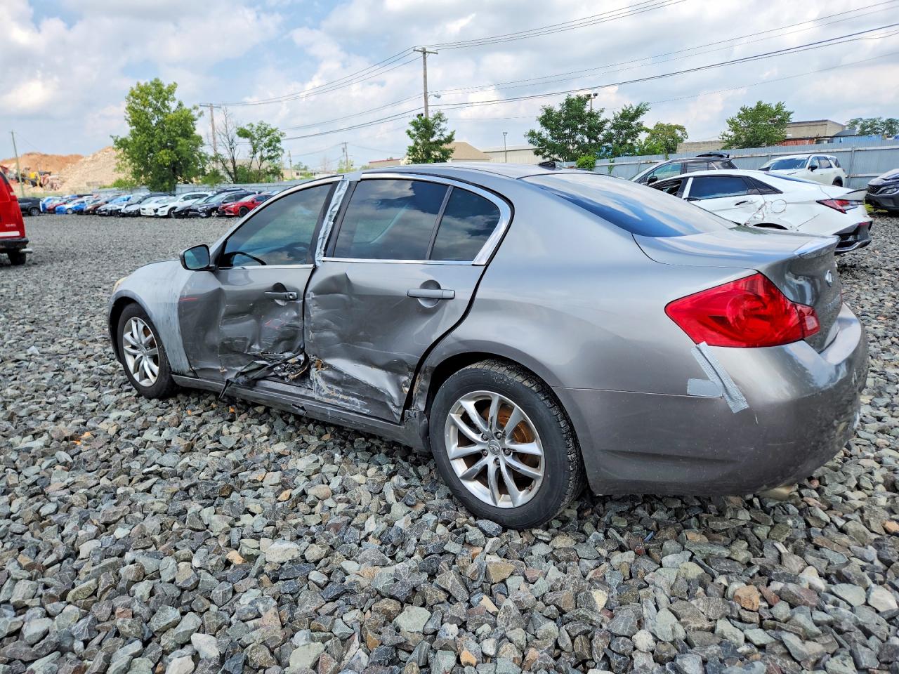 2009 Infiniti G37 Sedan Base Gray vin: JNKCV61E19M012433
