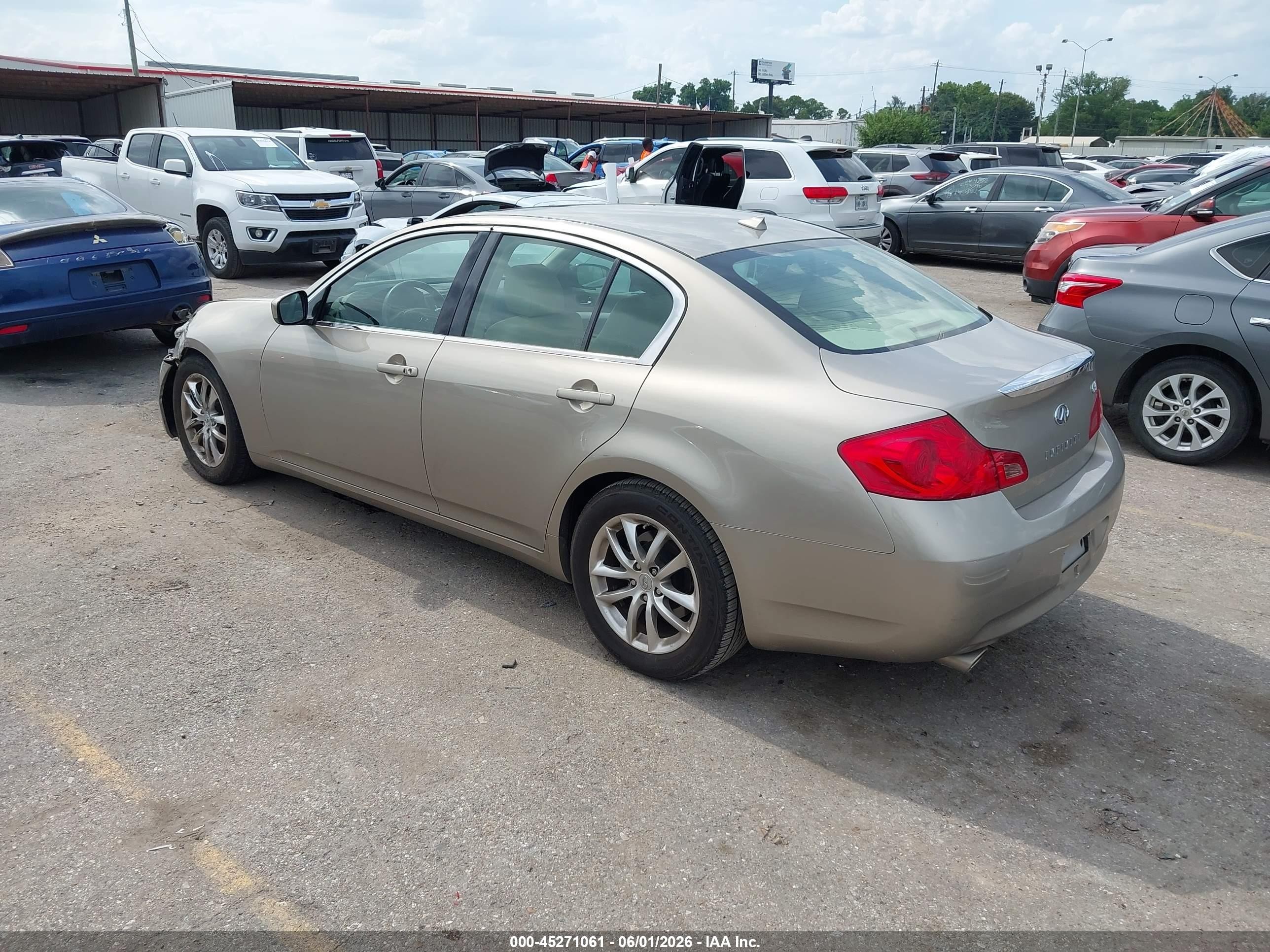 2009 Infiniti G37 Journey Золотой vin: JNKCV61E19M012464
