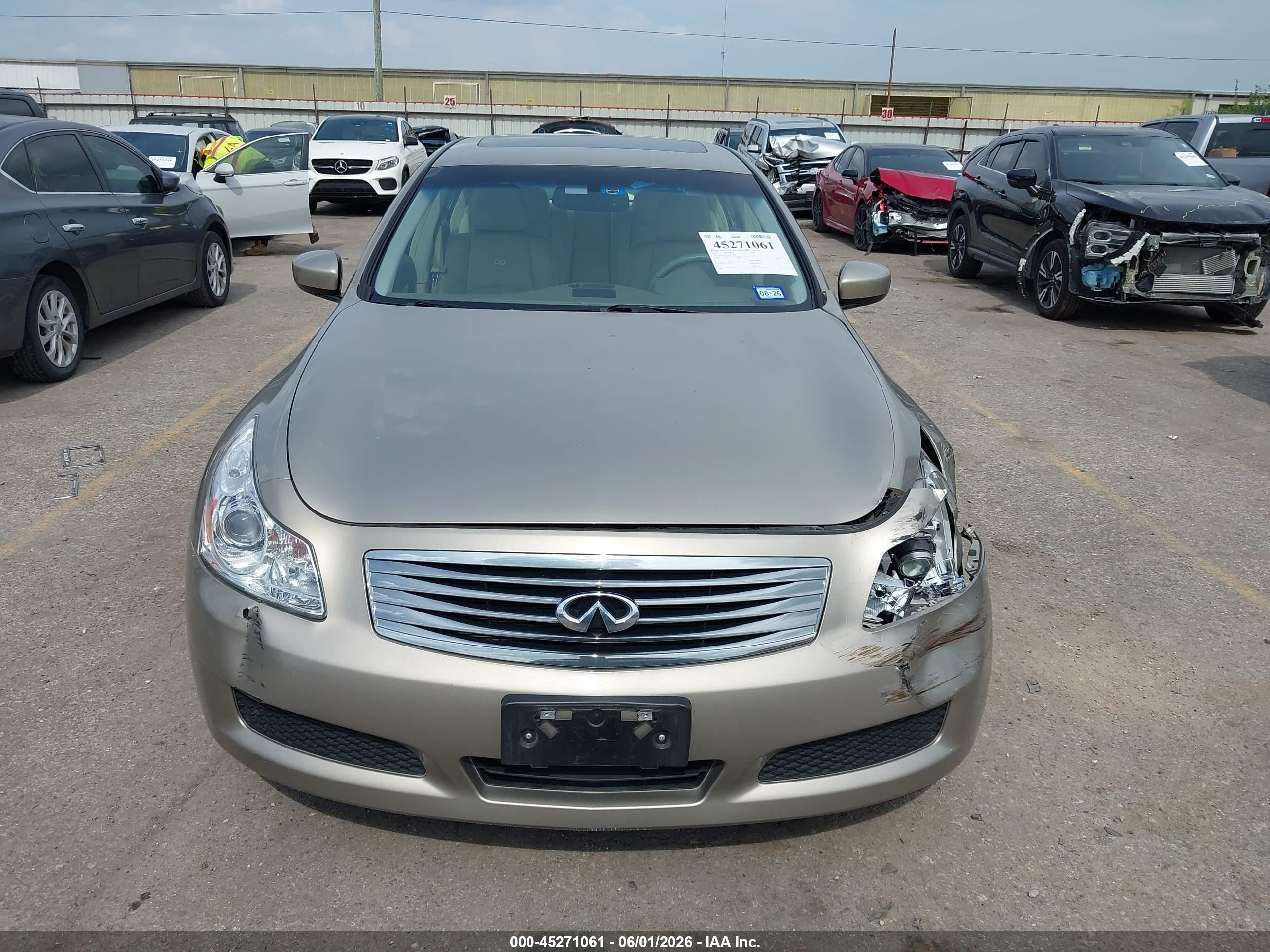 2009 Infiniti G37 Journey Золотой vin: JNKCV61E19M012464