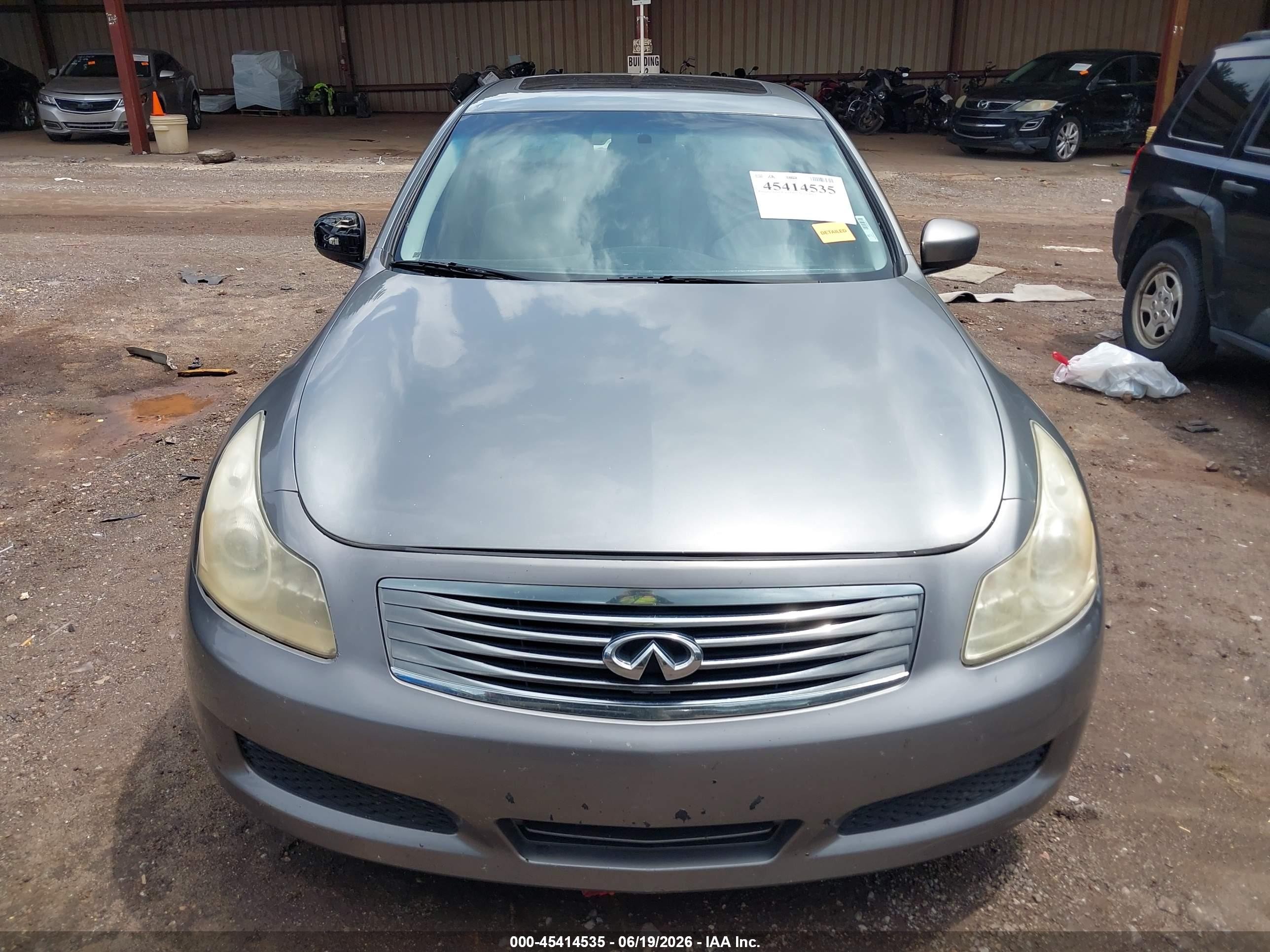 2009 Infiniti G37 Journey Silver vin: JNKCV61E19M015042