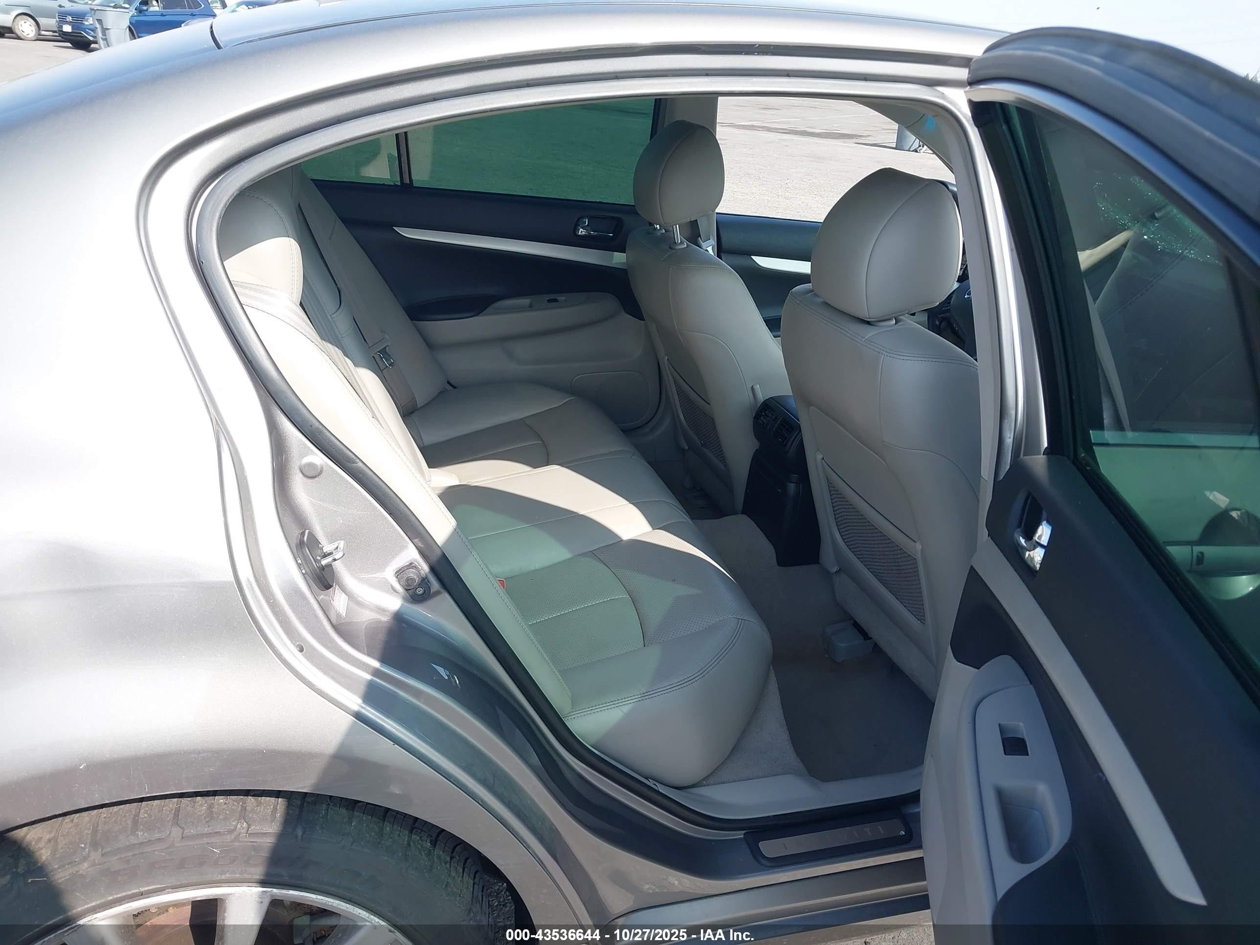 2009 Infiniti G37 Journey Gray vin: JNKCV61E19M309721