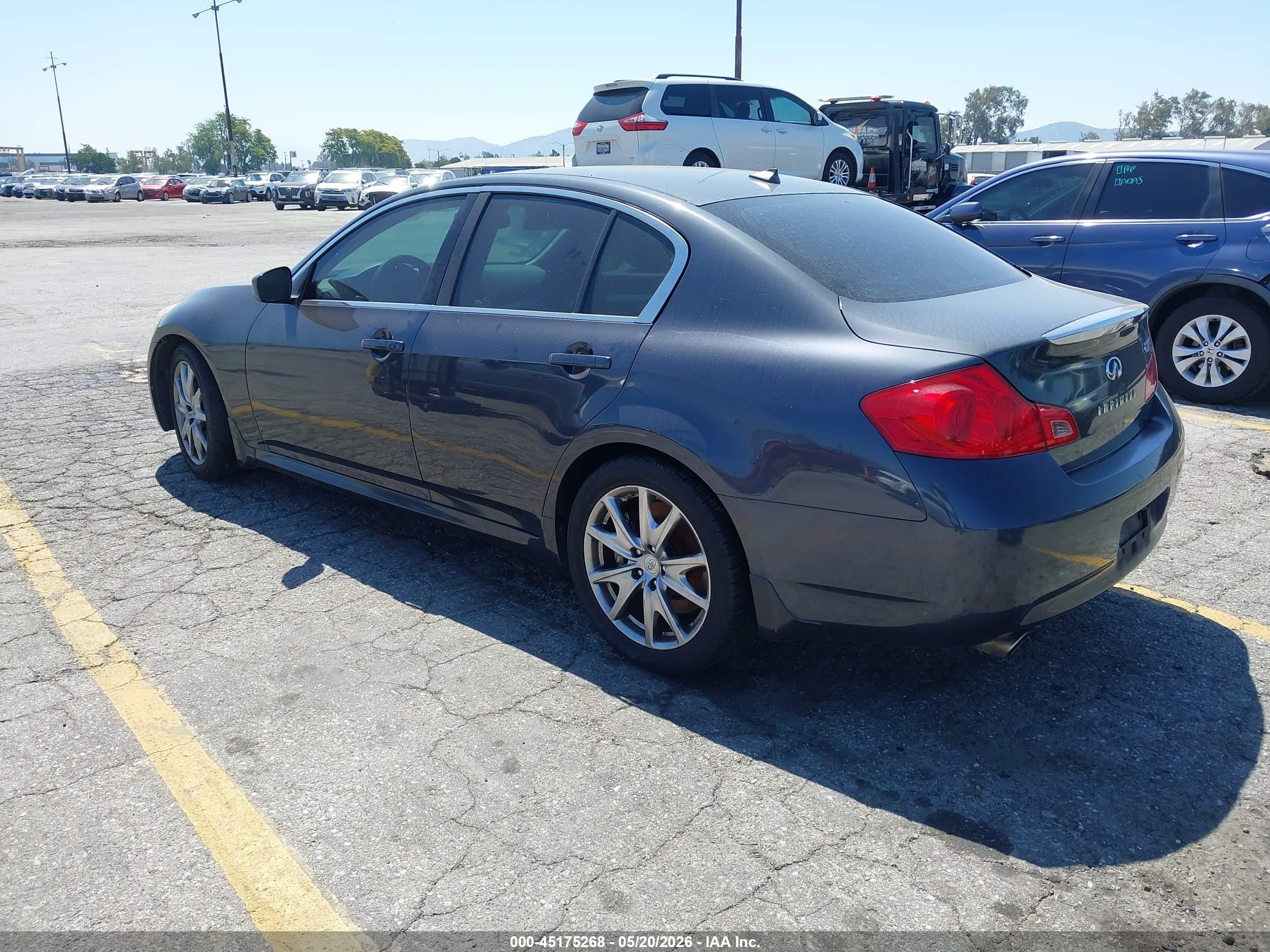2009 Infiniti G37 Journey Gray vin: JNKCV61E29M303586
