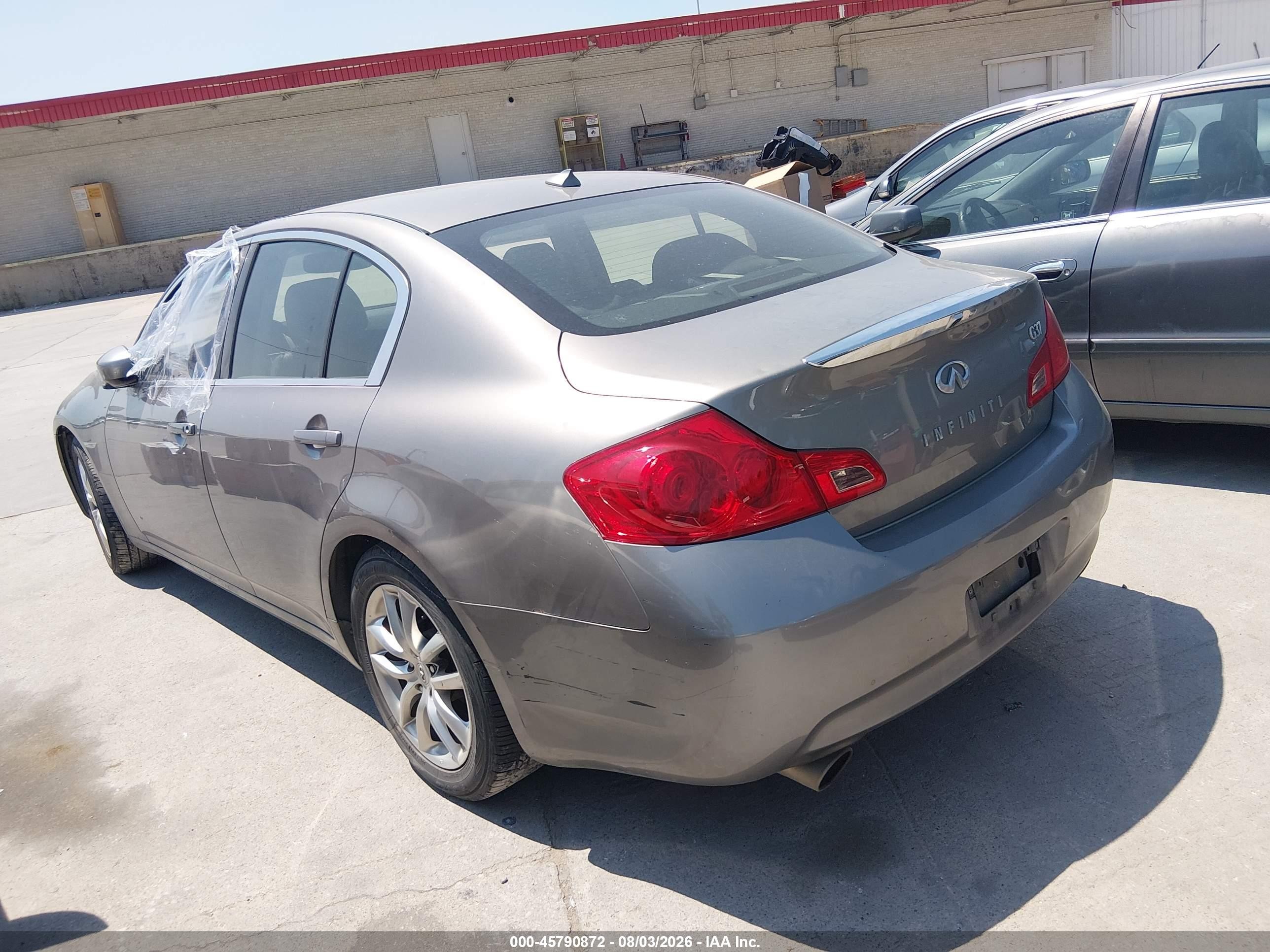 2009 Infiniti G37 Journey Gray vin: JNKCV61E29M309890