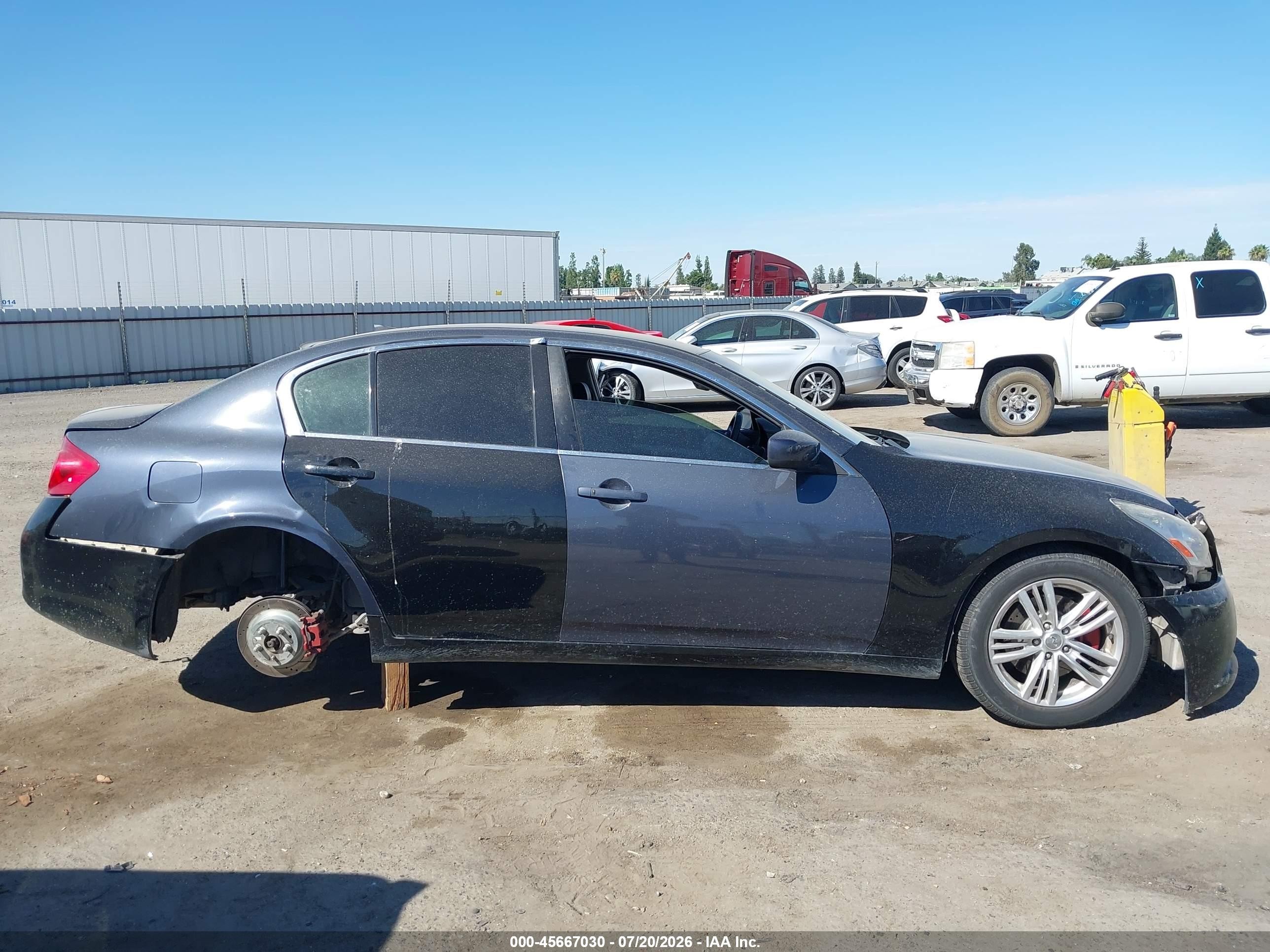 2009 Infiniti G37 Journey Black vin: JNKCV61E39M011283