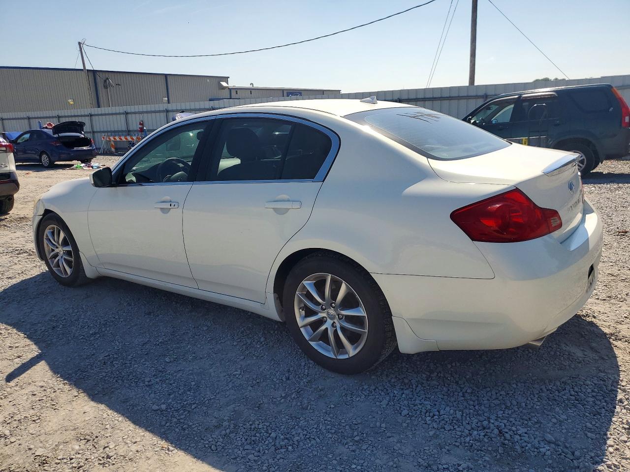 2009 Infiniti G37 Sedan Base White vin: JNKCV61E39M014331