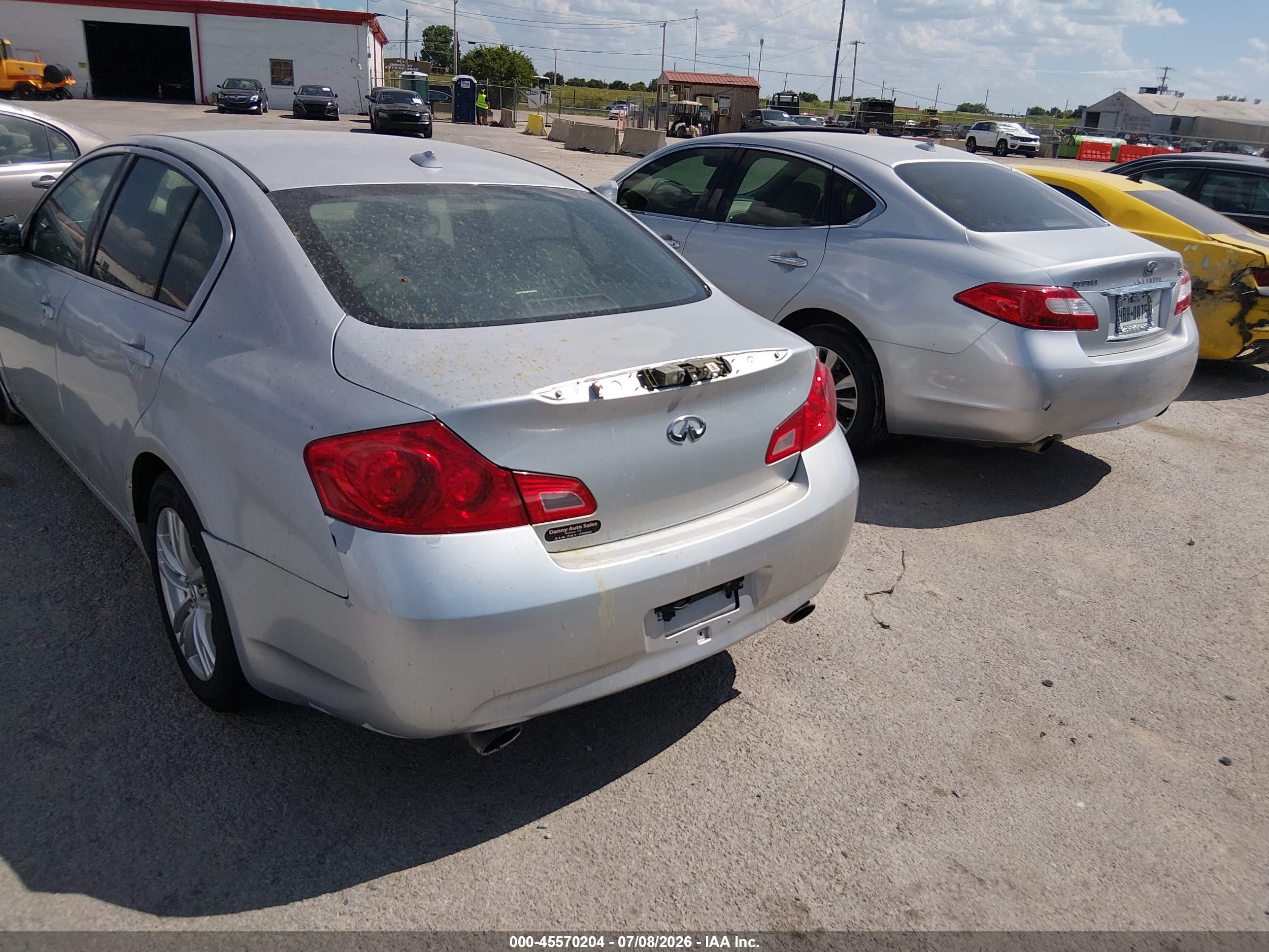 2009 Infiniti G37 Journey Silver vin: JNKCV61E39M014510