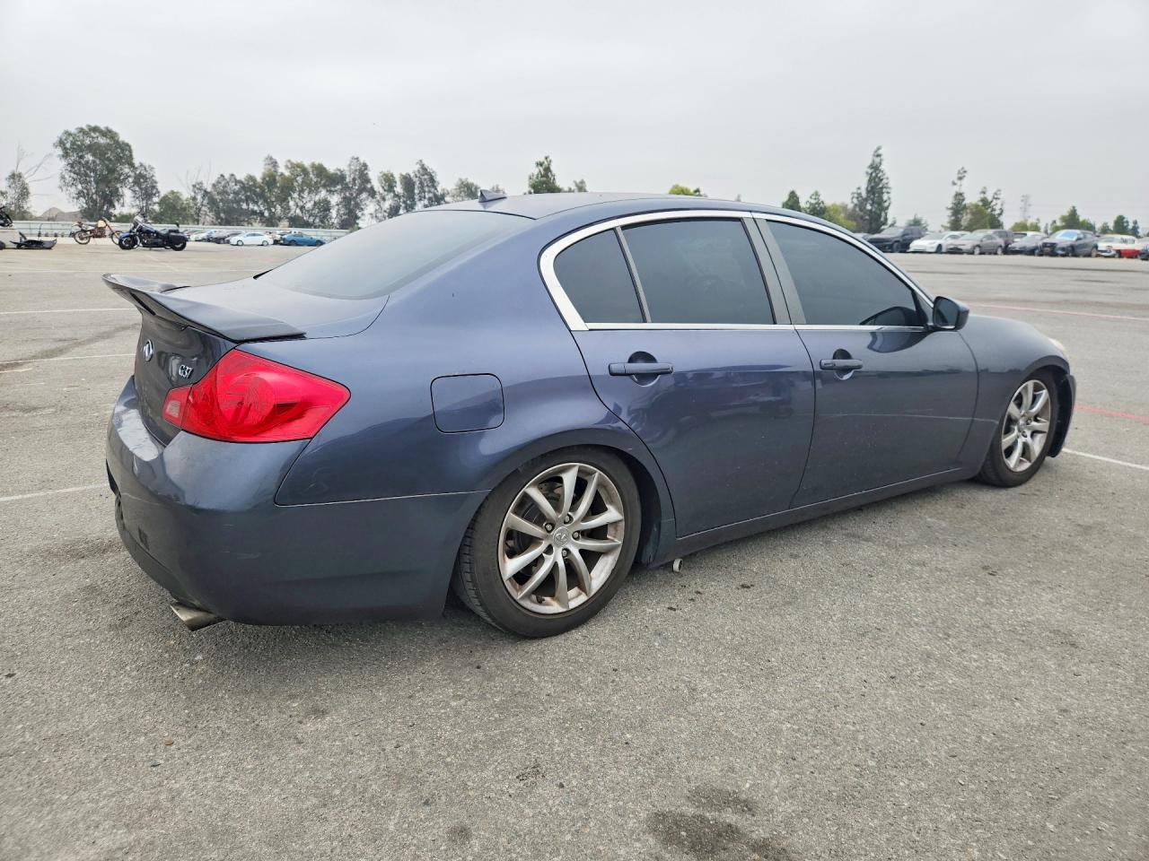 2009 Infiniti G37 Sedan Base Gray vin: JNKCV61E59M010362