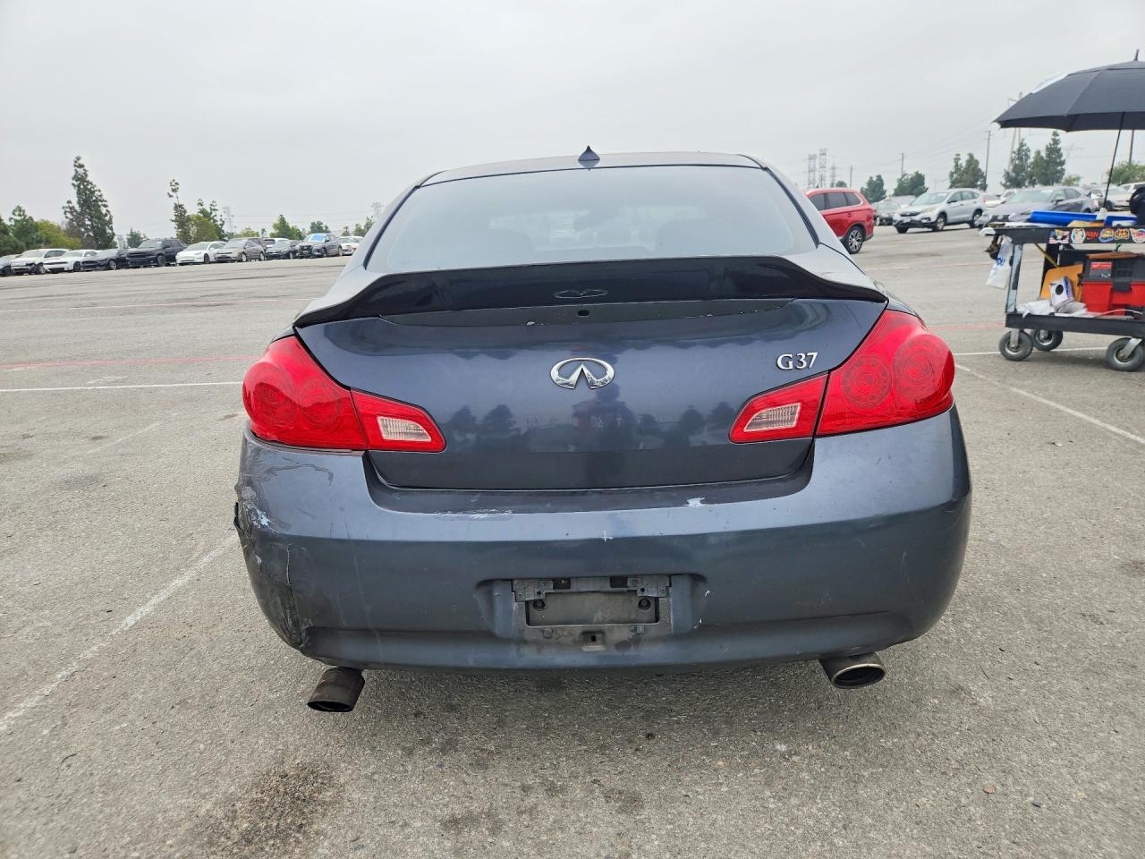 2009 Infiniti G37 Sedan Base Gray vin: JNKCV61E59M010362