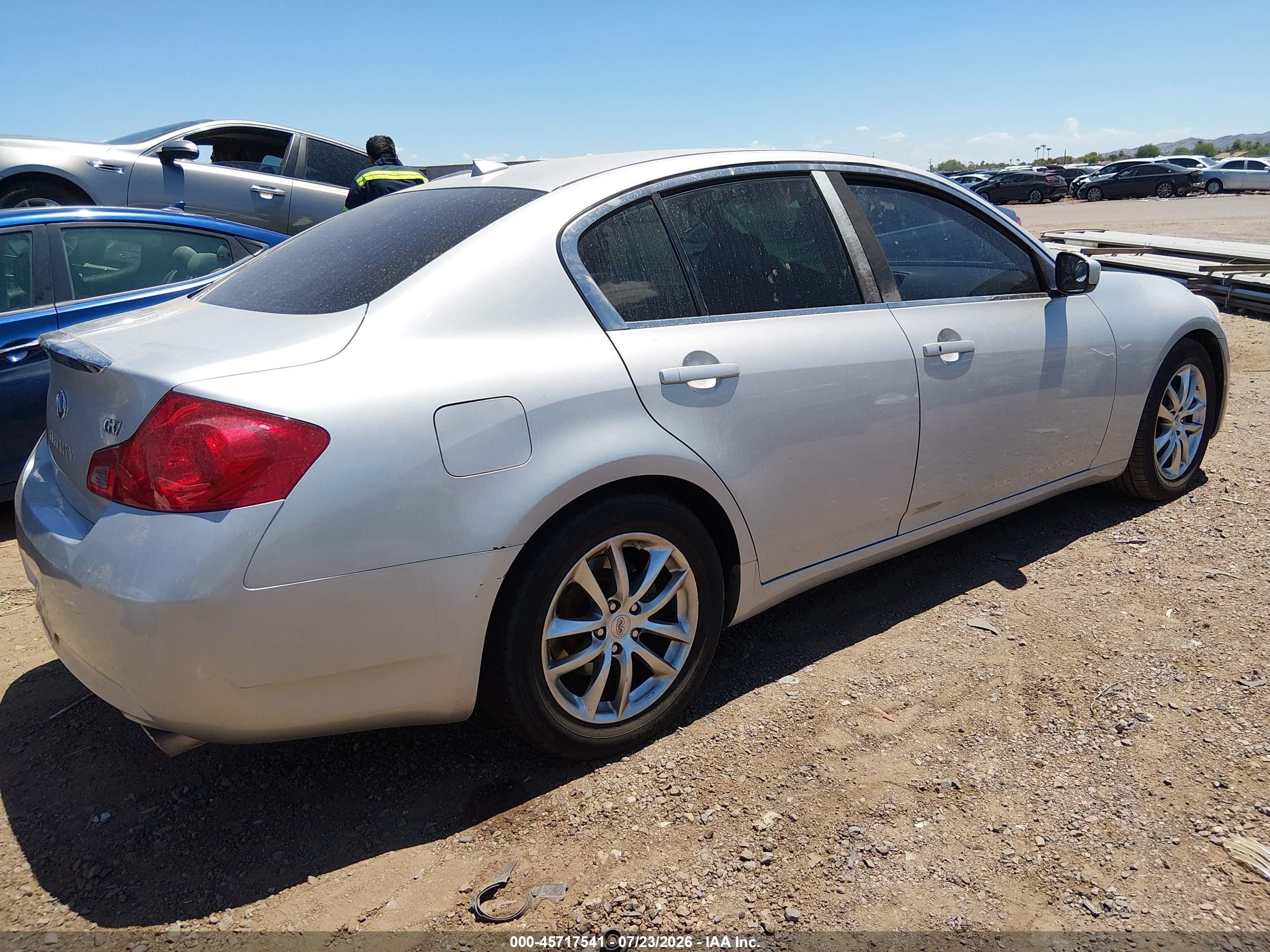 2009 Infiniti G37 Journey Серебряный vin: JNKCV61E69M011455