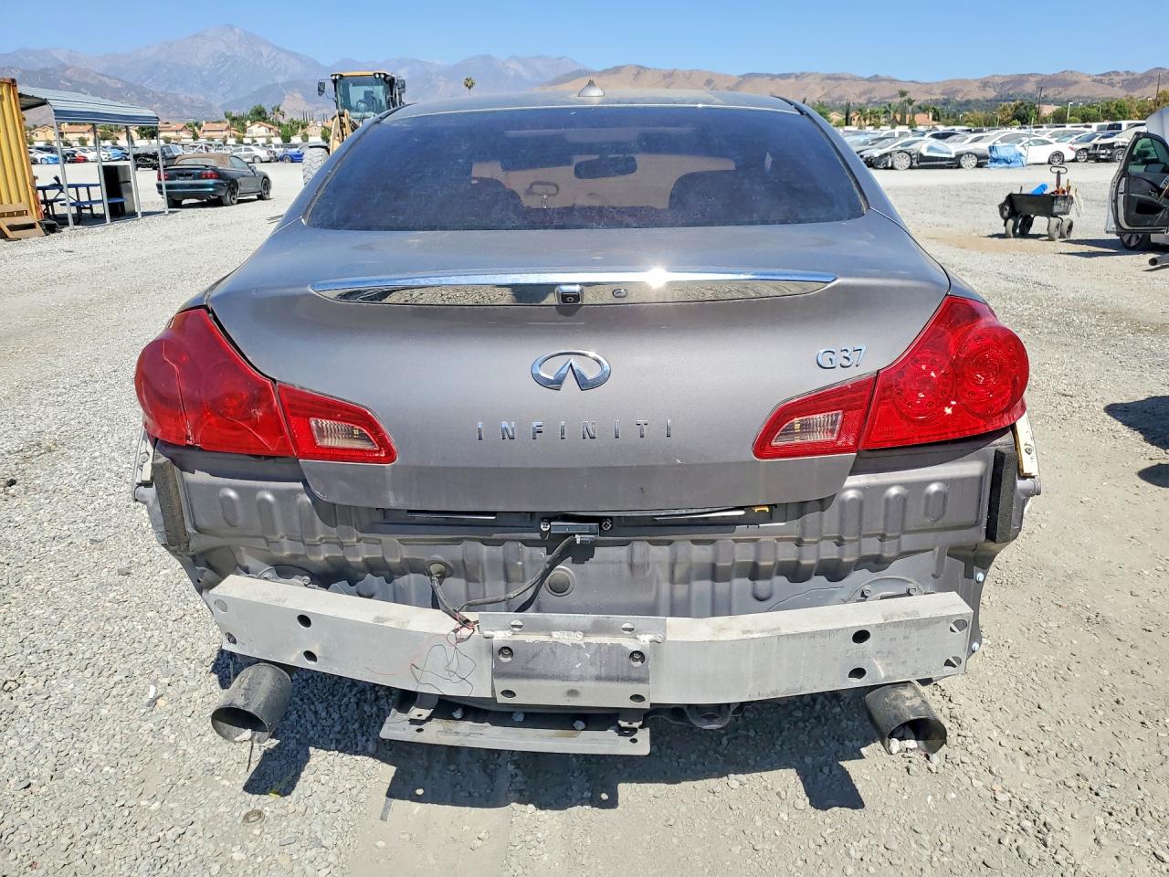2009 Infiniti G37 Sedan Base Gray vin: JNKCV61E69M013528