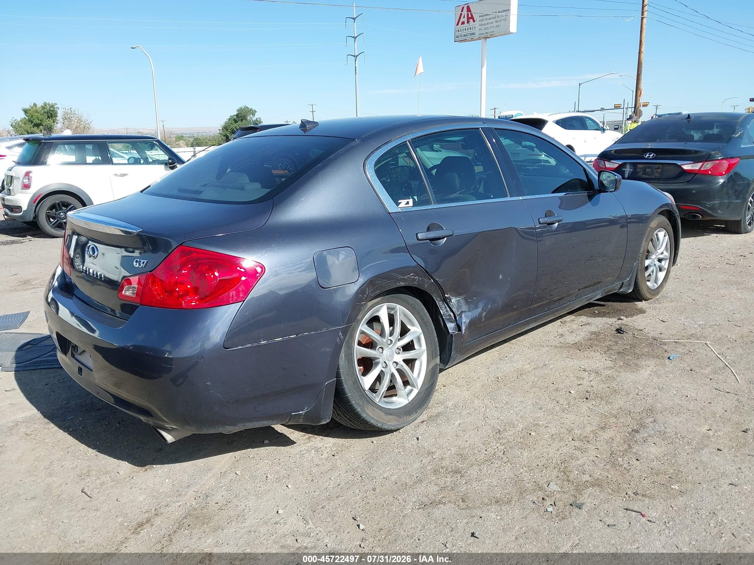 2009 Infiniti G37 Journey Gray vin: JNKCV61E69M303817