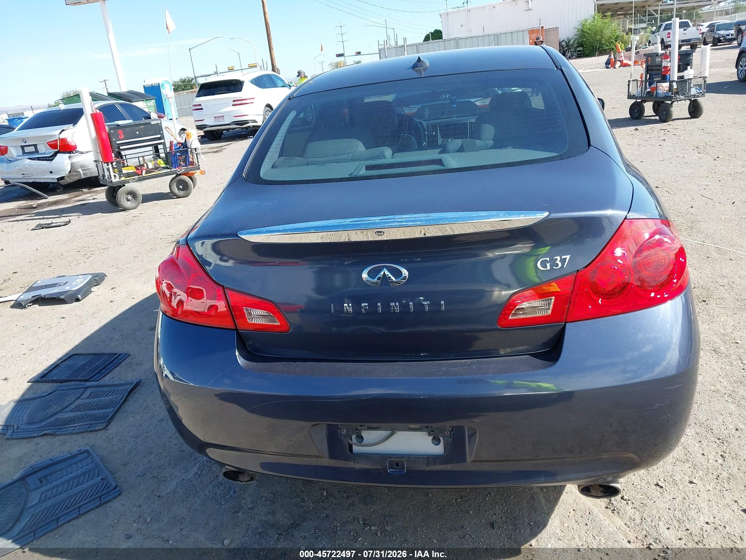 2009 Infiniti G37 Journey Gray vin: JNKCV61E69M303817