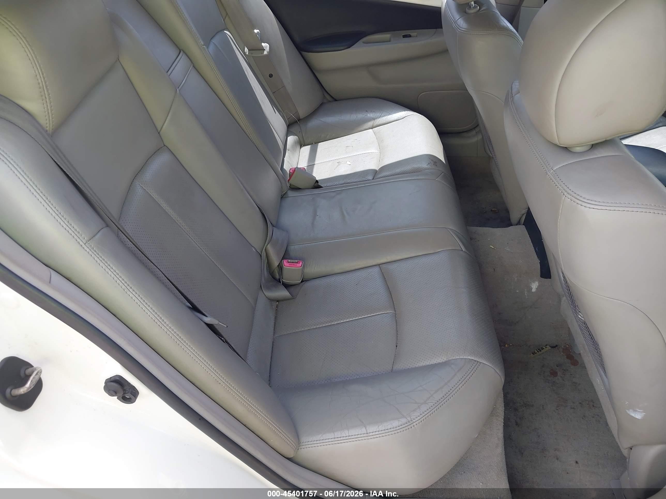 2009 Infiniti G37 Journey White vin: JNKCV61E89M303866