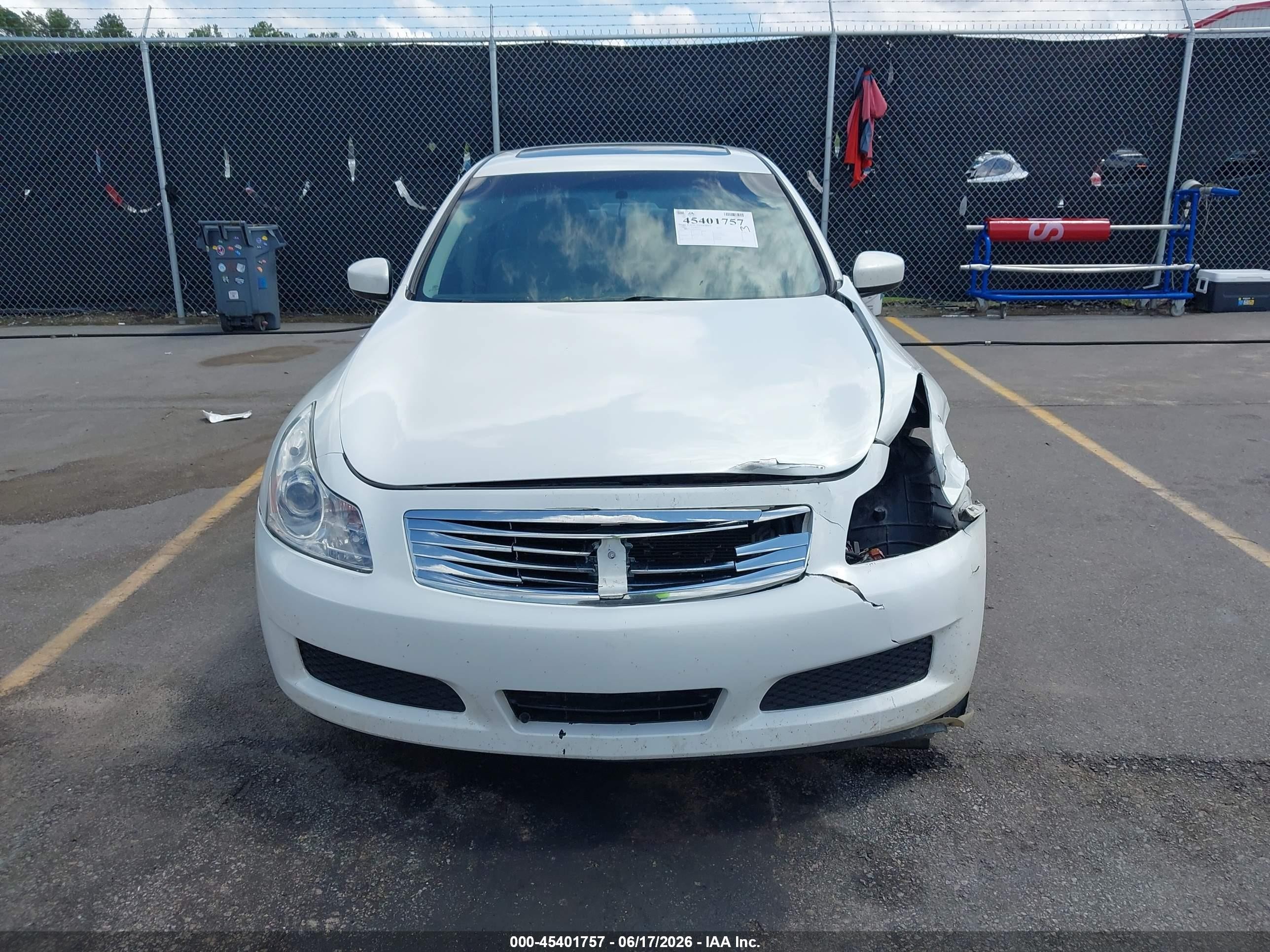 2009 Infiniti G37 Journey White vin: JNKCV61E89M303866