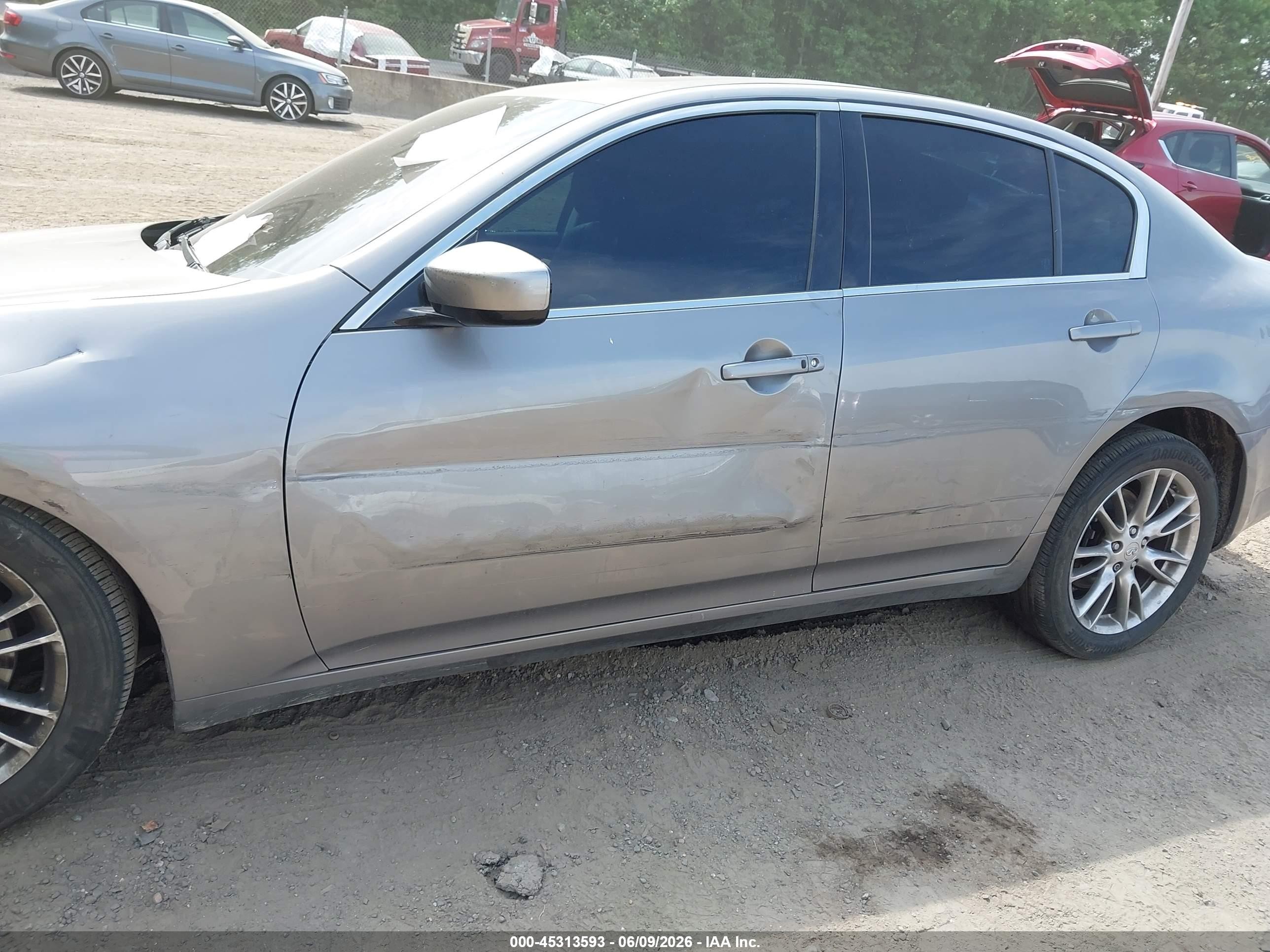 2009 Infiniti G37 Journey Gray vin: JNKCV61E99M307702