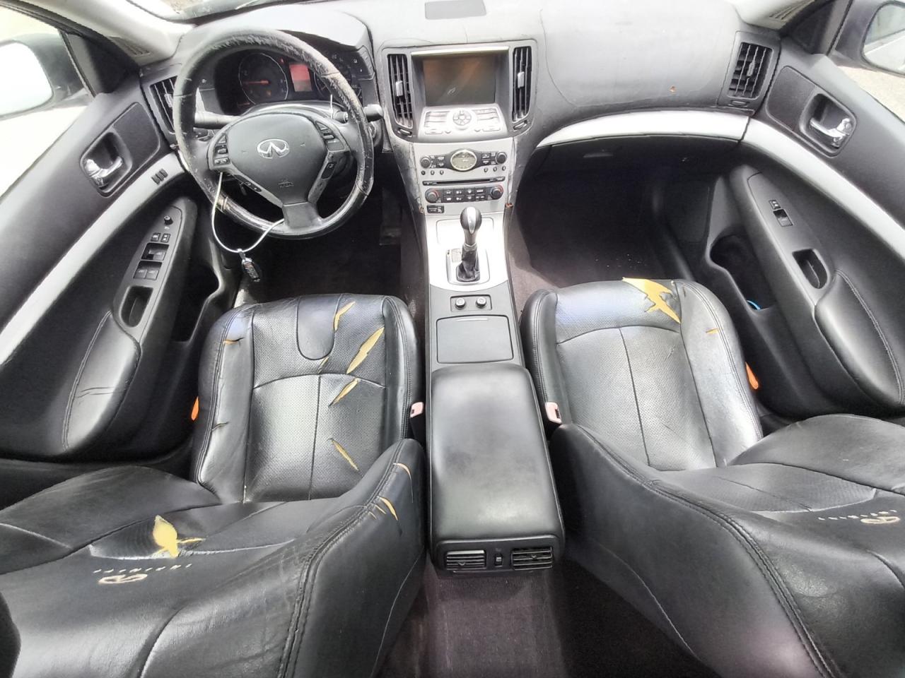2009 Infiniti G37 Base/journey/sport Silver vin: JNKCV61EX9M011927 Damage: Right Front Seat, Worn, Replacement Required