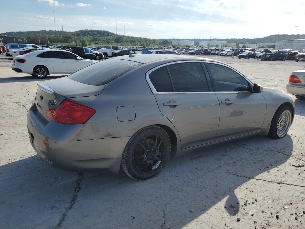2009 Infiniti G37 Base Gray vin: JNKCV61EX9M012530