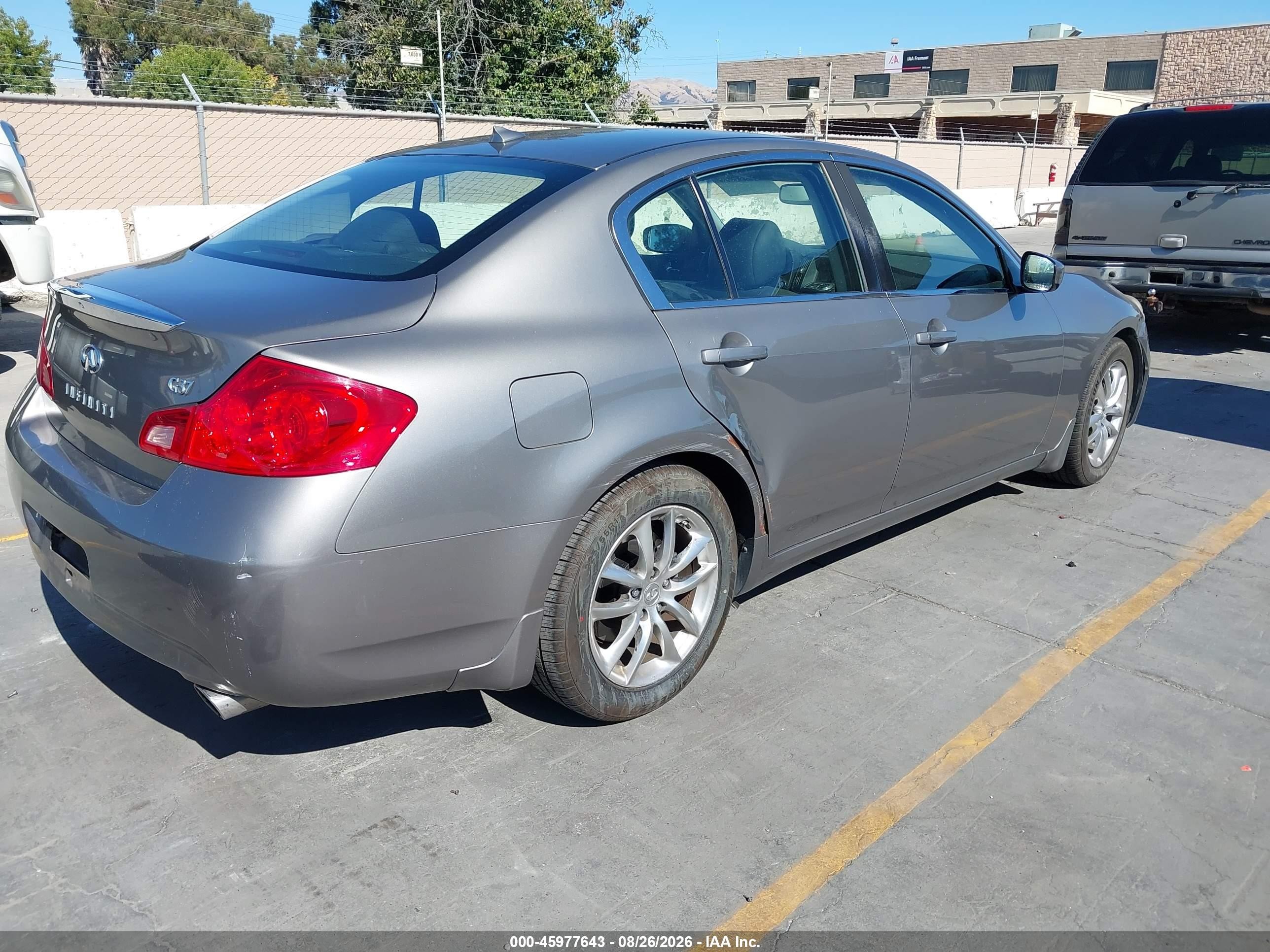 2009 Infiniti G37 Journey Gray vin: JNKCV61EX9M306364