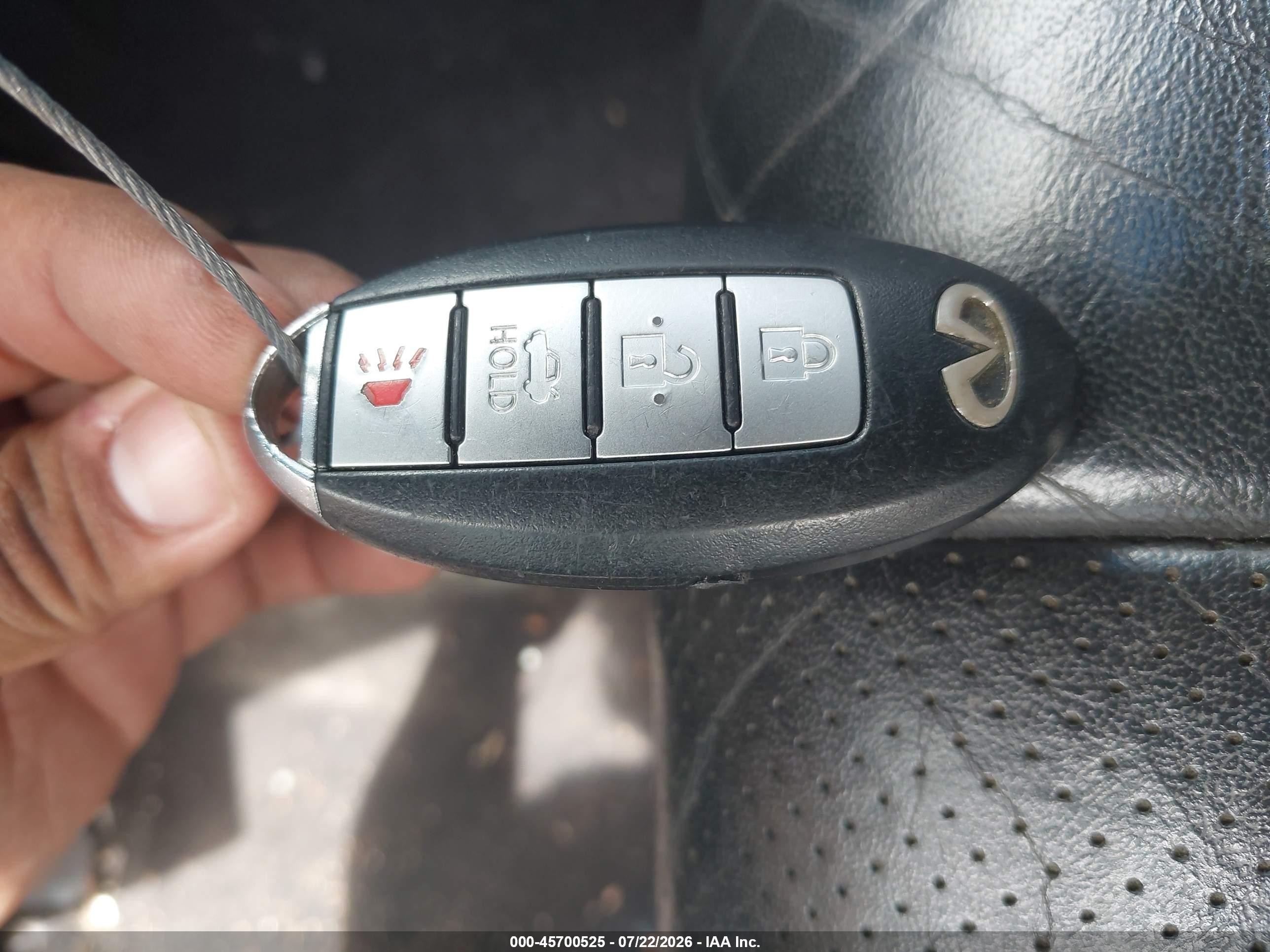 2009 Infiniti G37x   Silver vin: JNKCV61F09M052415