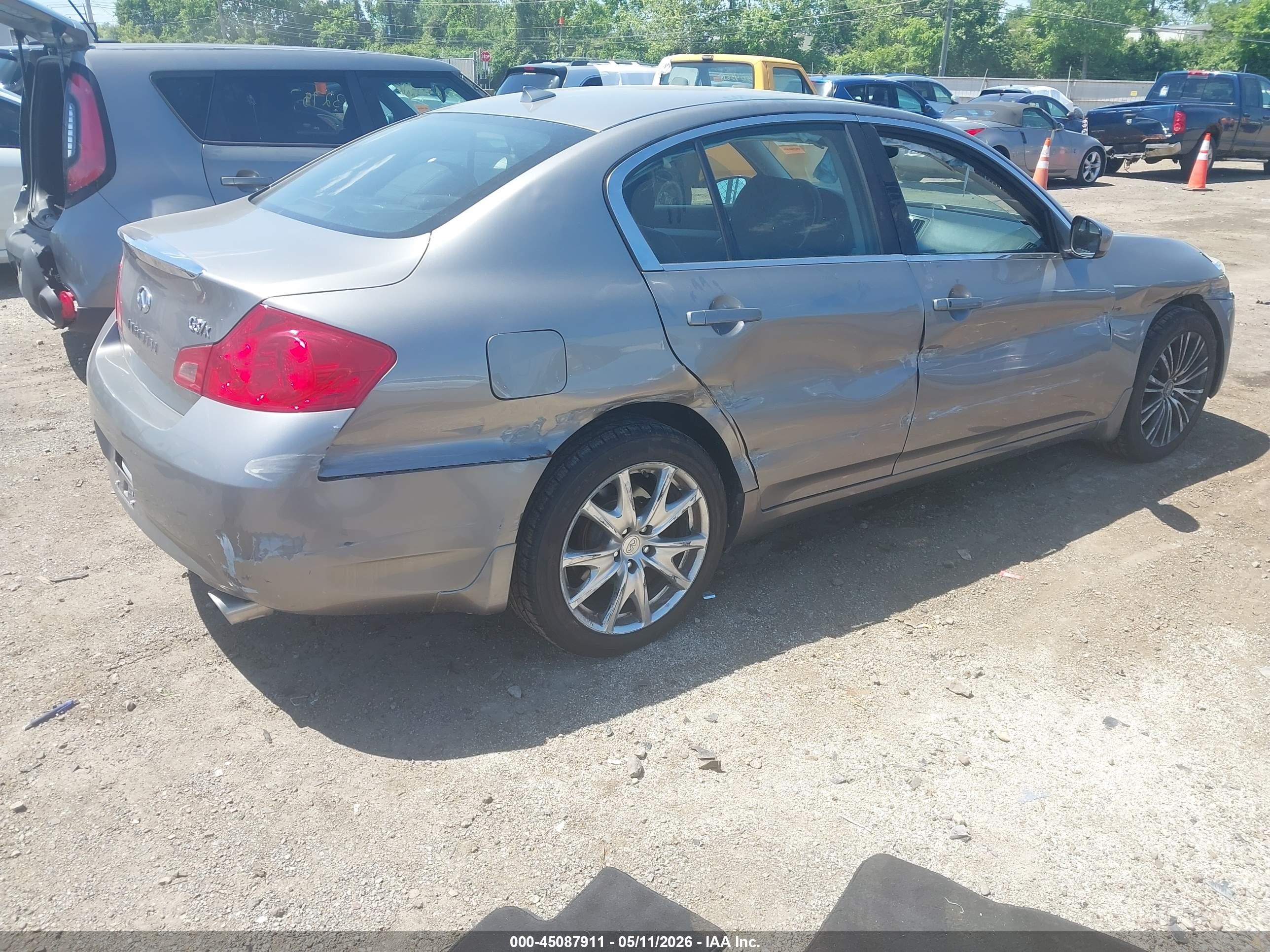 2009 Infiniti G37x   Серый vin: JNKCV61F09M353413