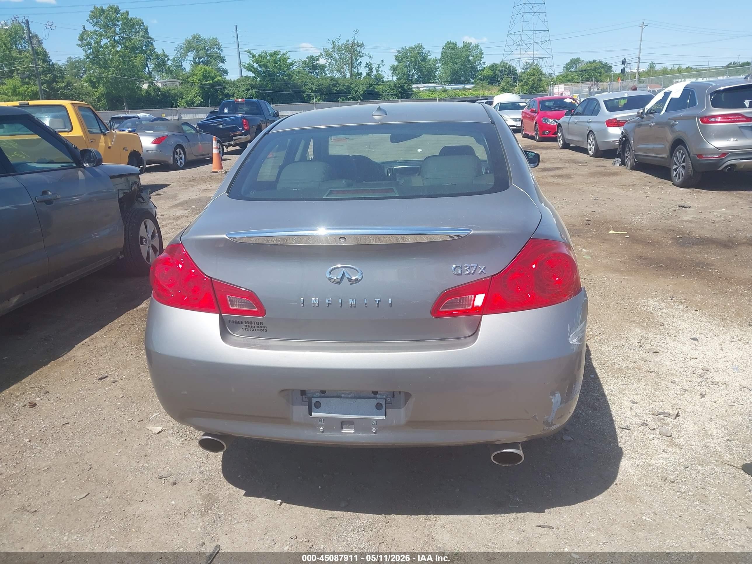 2009 Infiniti G37x   Серый vin: JNKCV61F09M353413