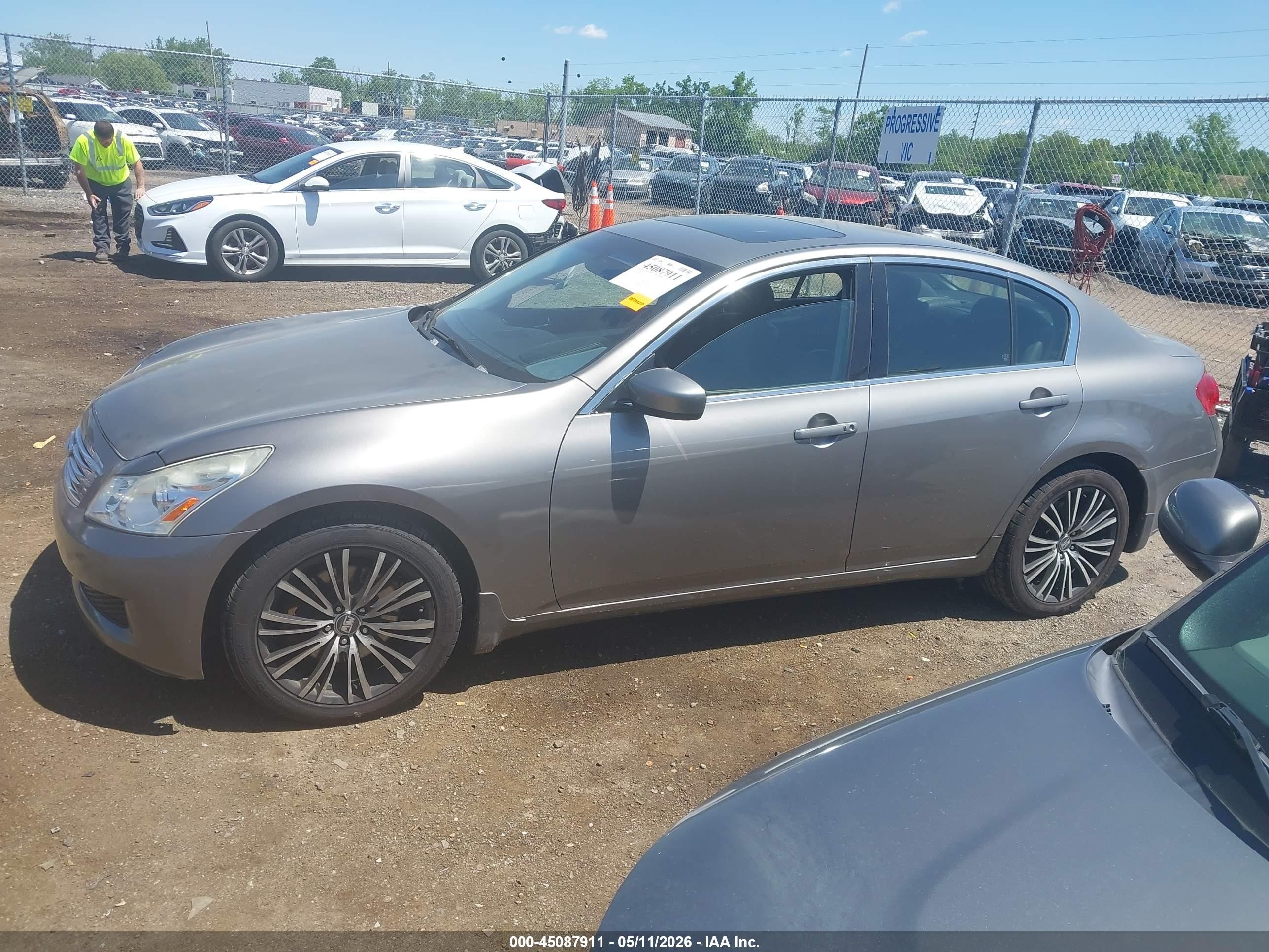 2009 Infiniti G37x   Серый vin: JNKCV61F09M353413