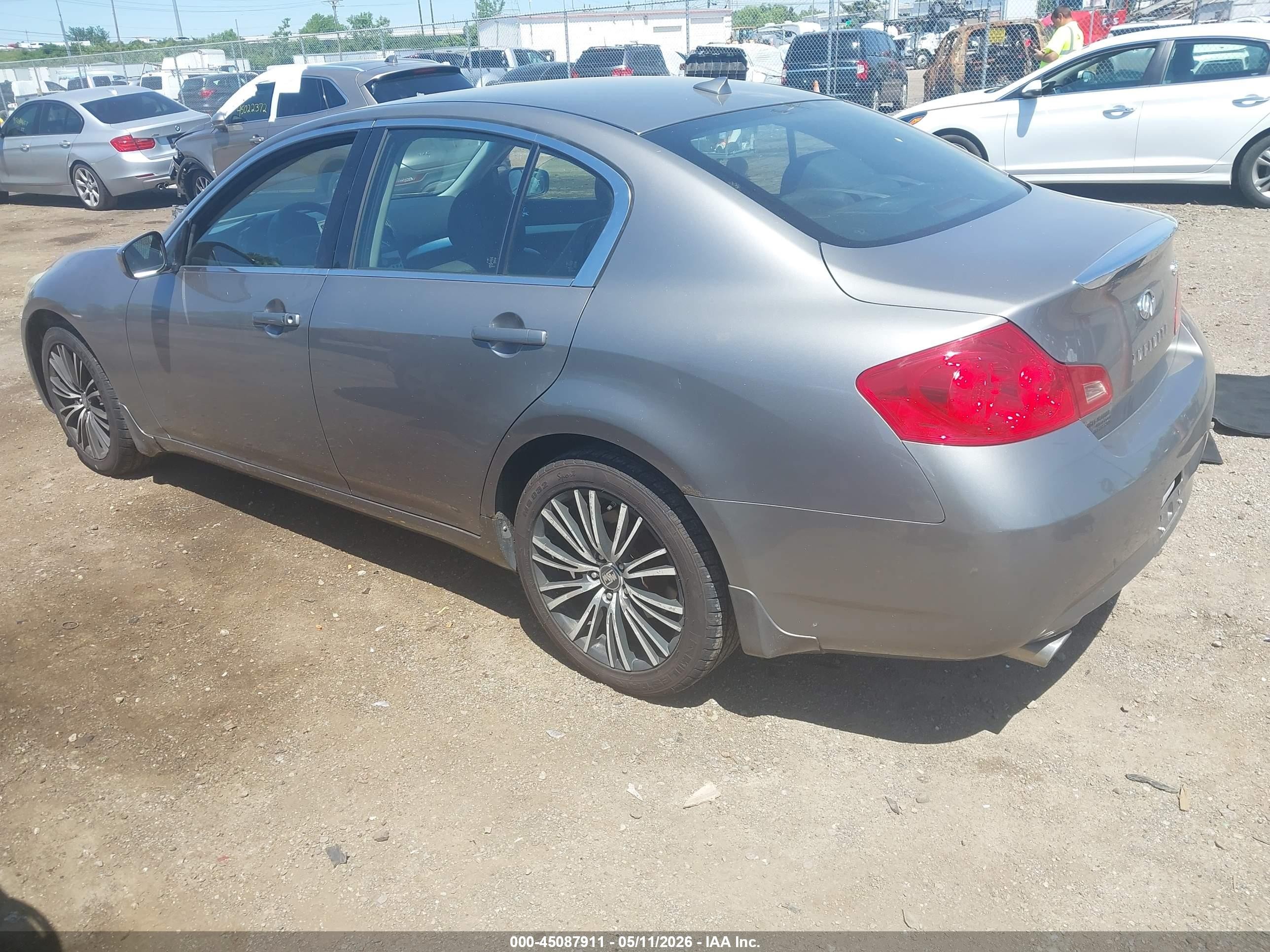 2009 Infiniti G37x   Серый vin: JNKCV61F09M353413