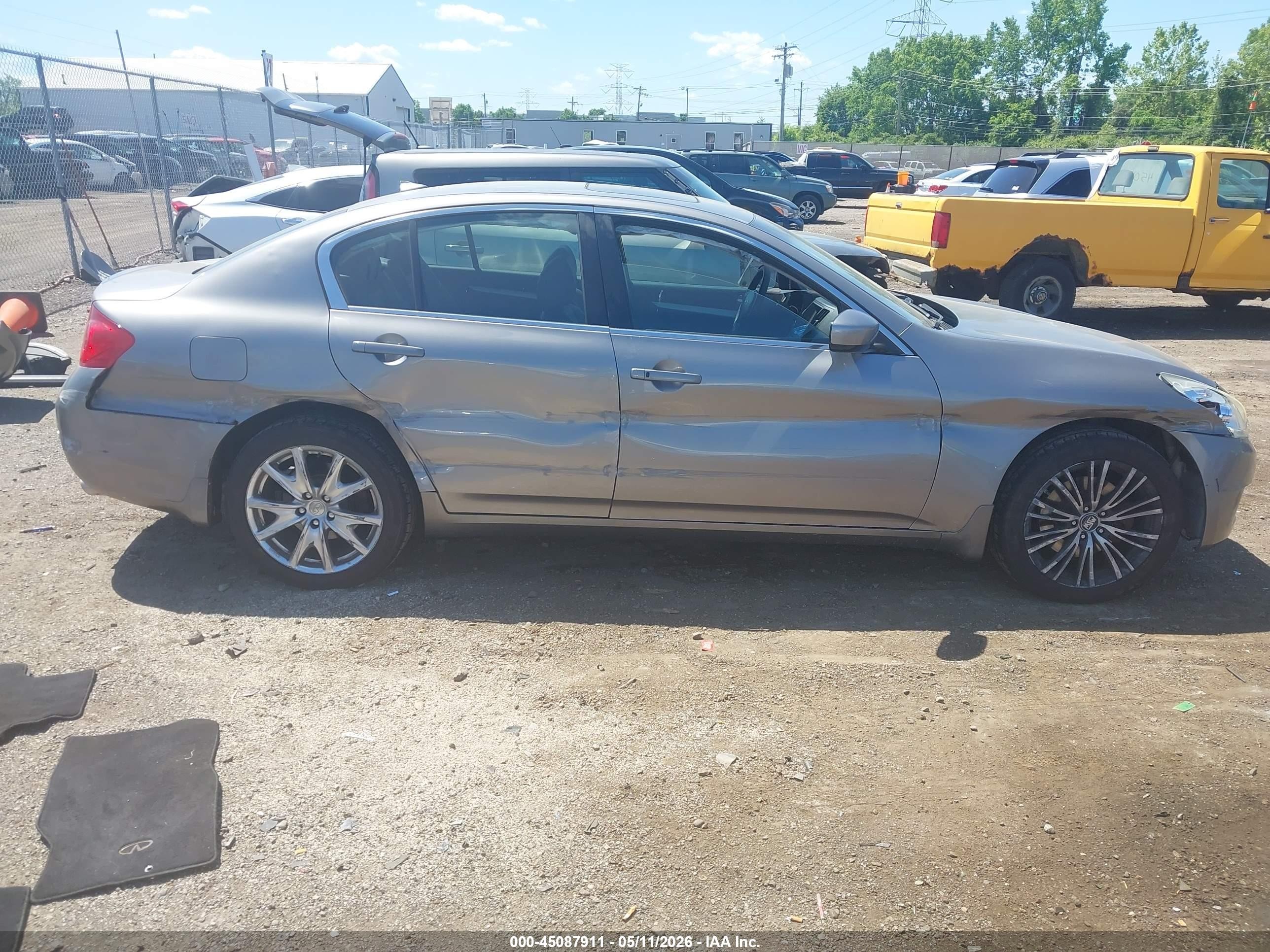 2009 Infiniti G37x   Серый vin: JNKCV61F09M353413
